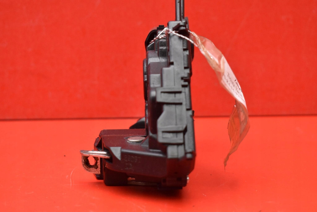 lock door right front front EU TOYOTA YARIS 2 II 5D HB 05-09