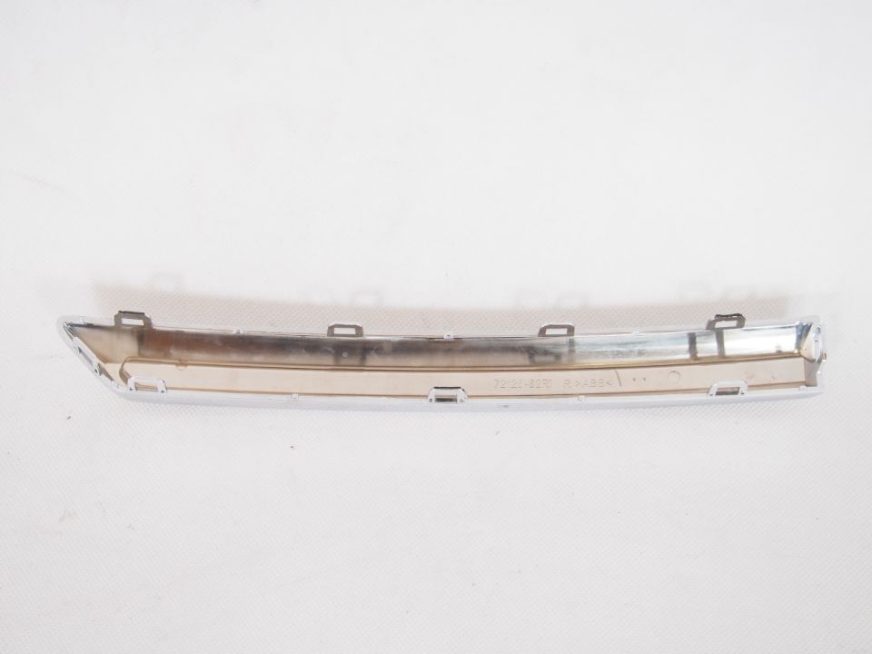 Suzuki Ignis 16r moulding chrom right