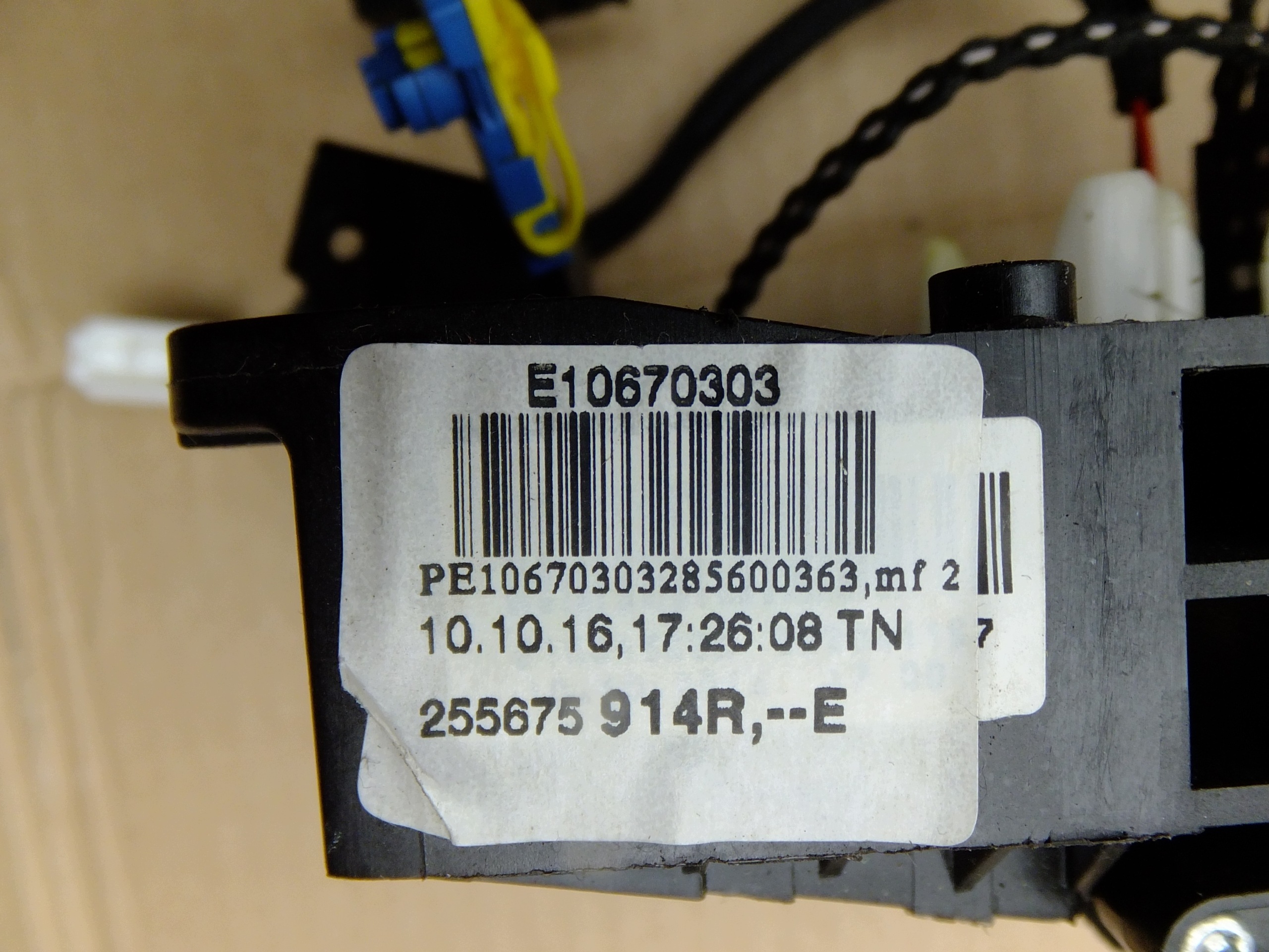 ring below steering wheel, renault clio IV 2017r 255675914R