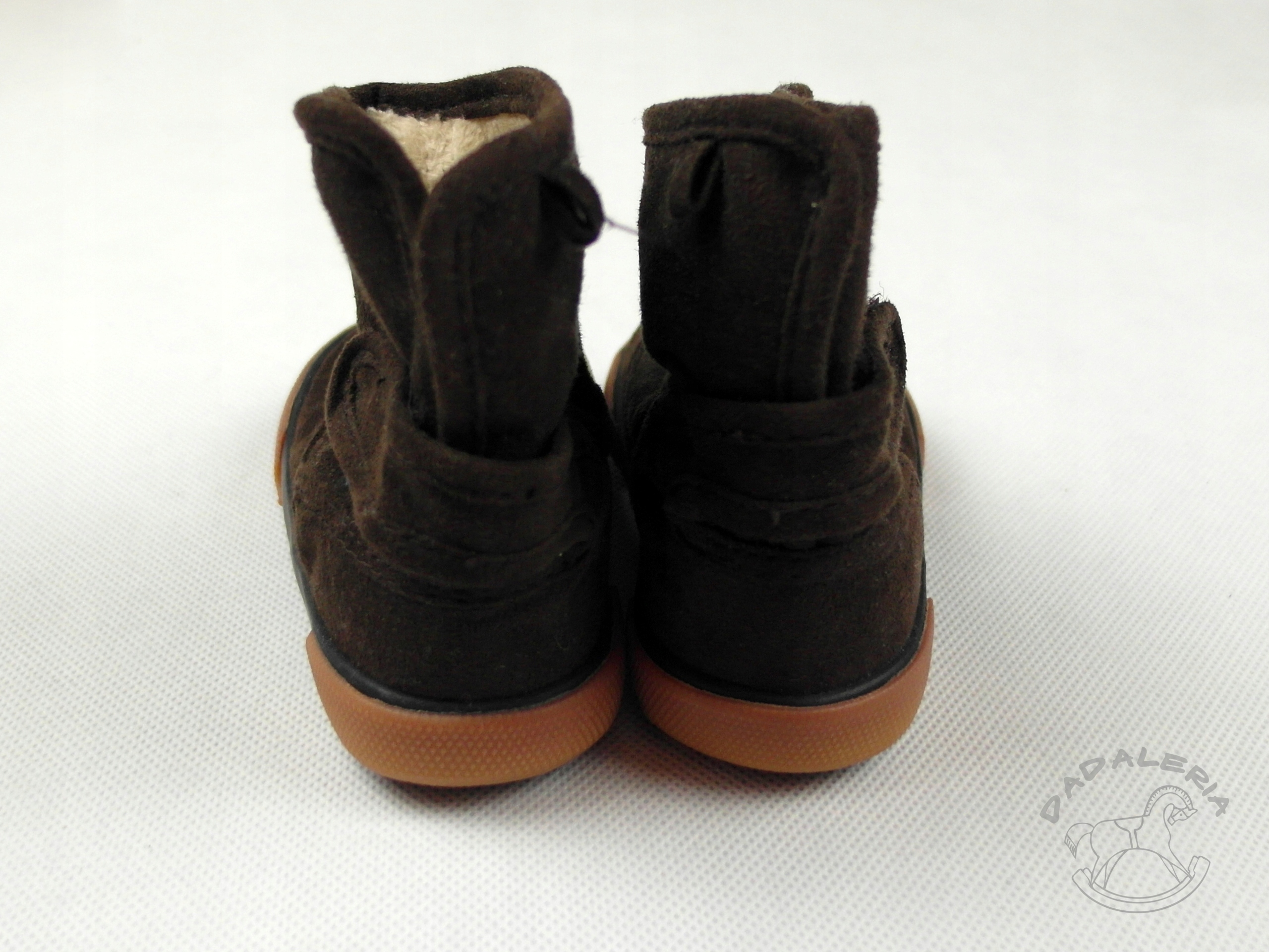 Brązowe lekko ocieplane buciki 16-17 Kod producenta brak