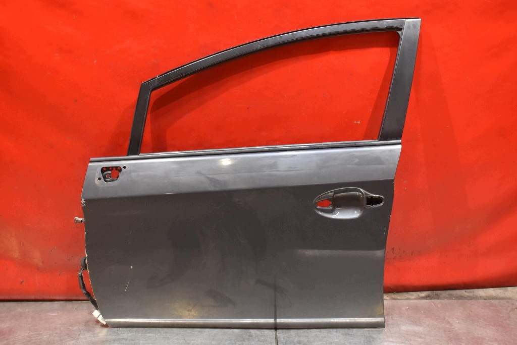 door left front front 8V1 TOYOTA PRIUS 3 III XW30 09-11