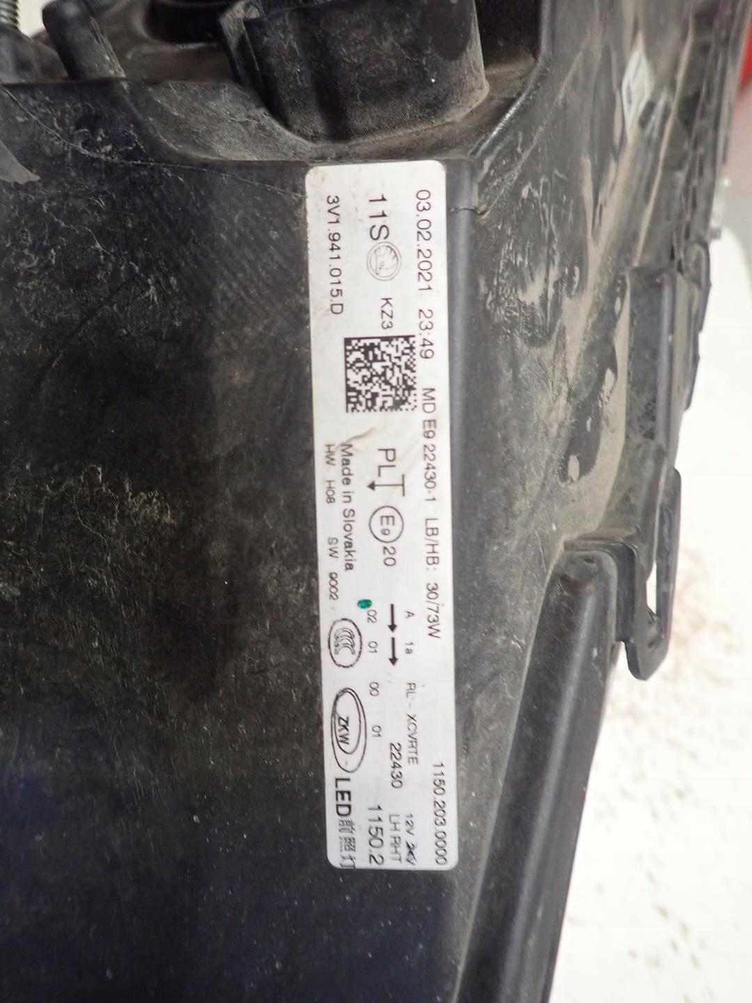 light front left SKODA SUPERB III LIFT 2018- FULL LED