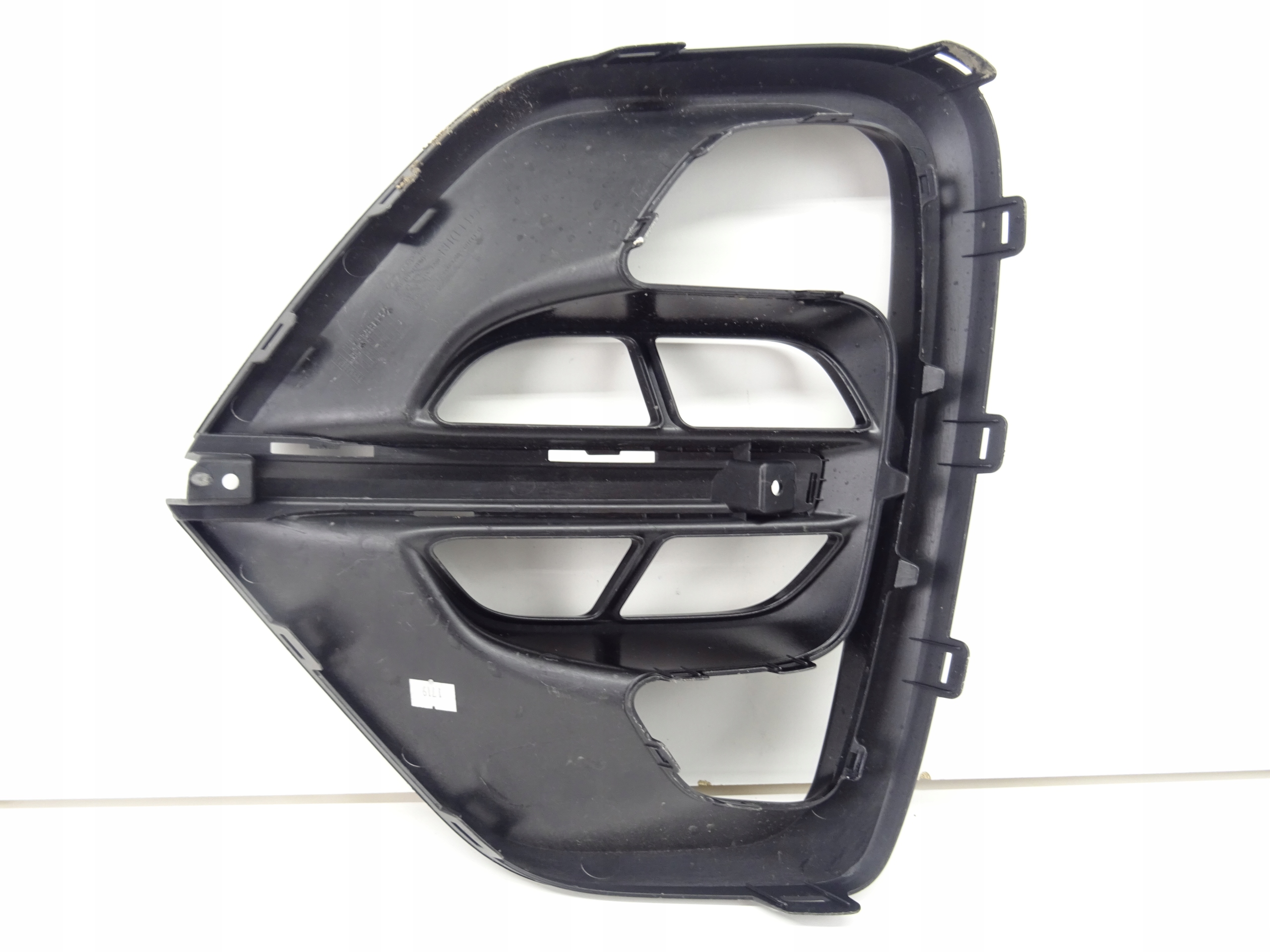 KIA SPORTAGE 4 LIFT GT grid right grille