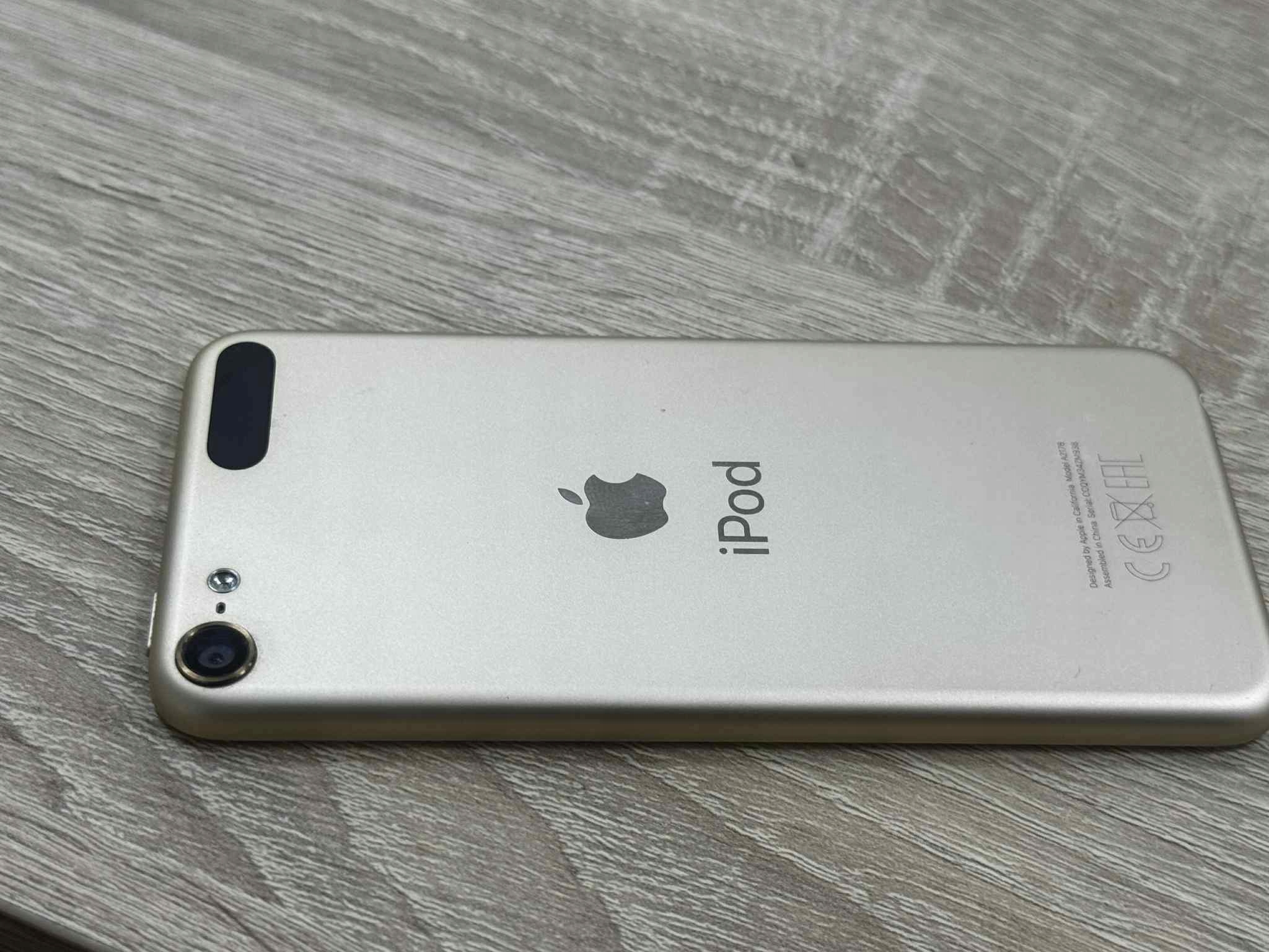 Apple iPod Touch 7th Generation A2178 Gold 32GB MEGA OKAZJA