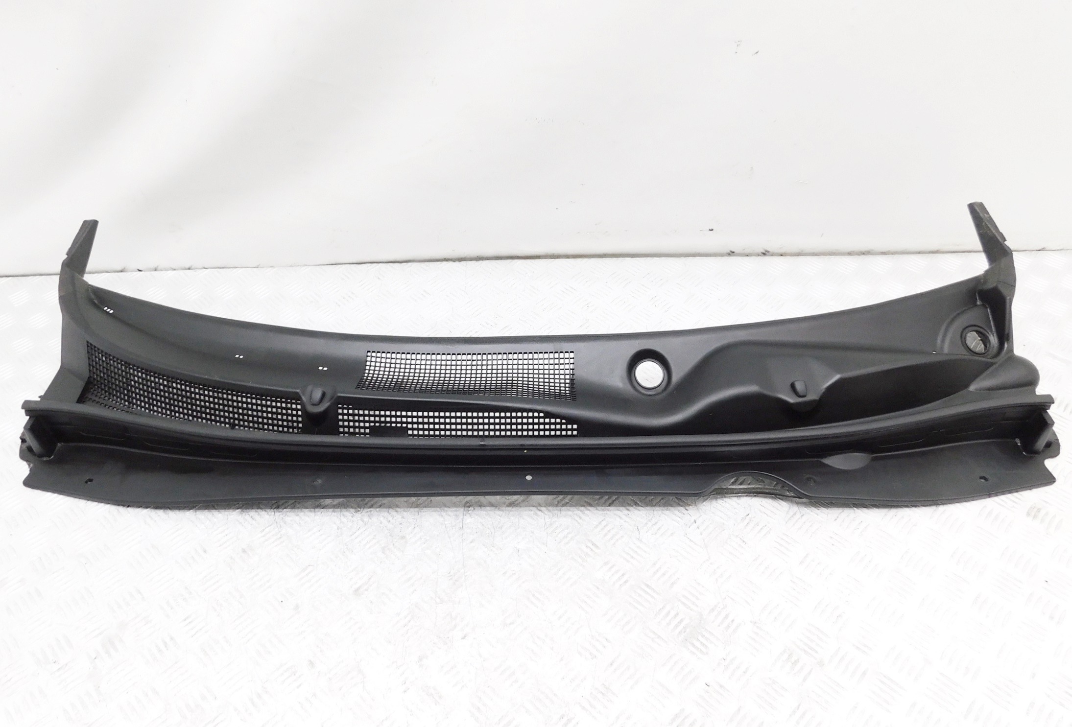 PODSZYBIE 86151-3U000 - KIA SPORTAGE III 10-15 EU Numer katalogowy części 86151-3U000 SPORTAGE III