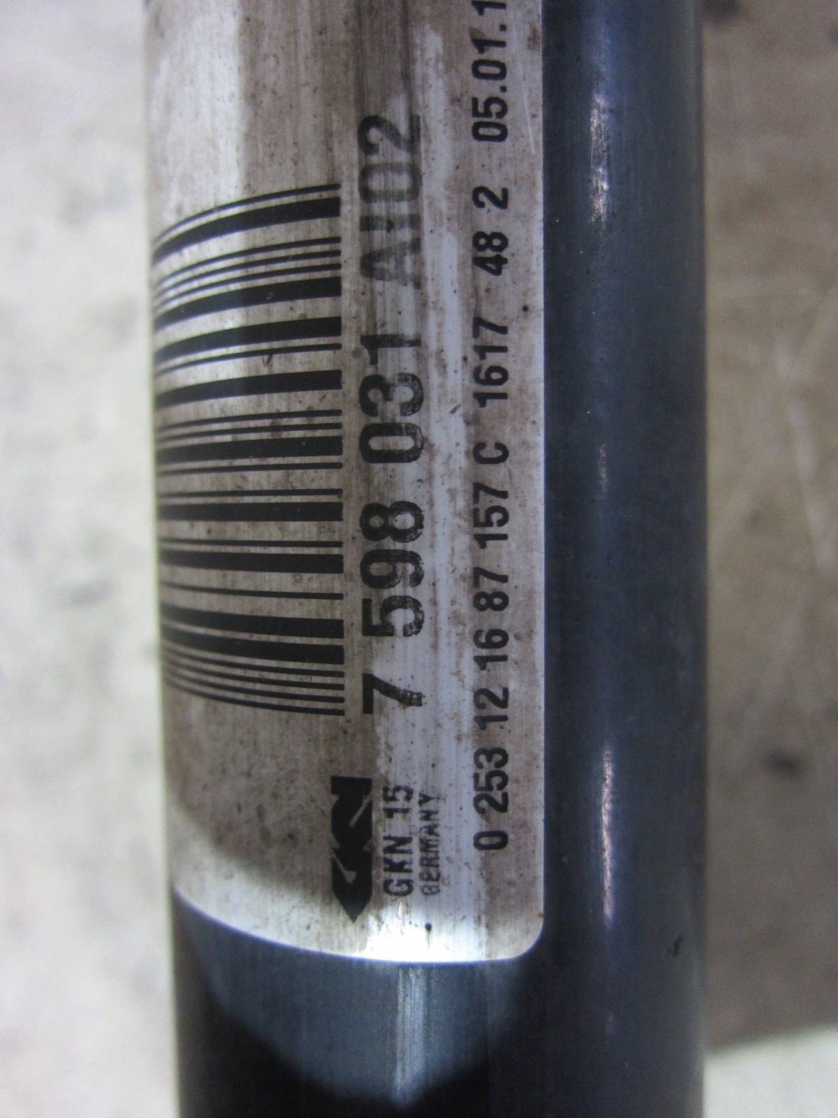 BMW F25 X3 semi-axis right left rear 7598032