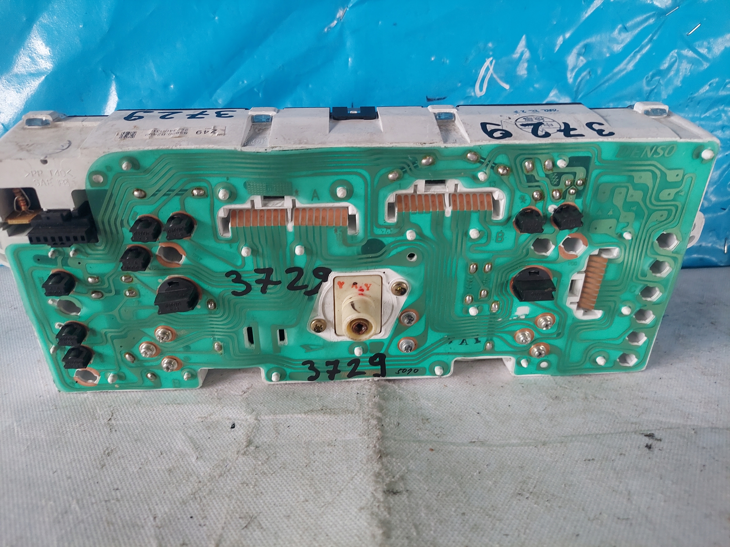 dials clock DAIHATSU CUORE 1.0 B 83800B2490
