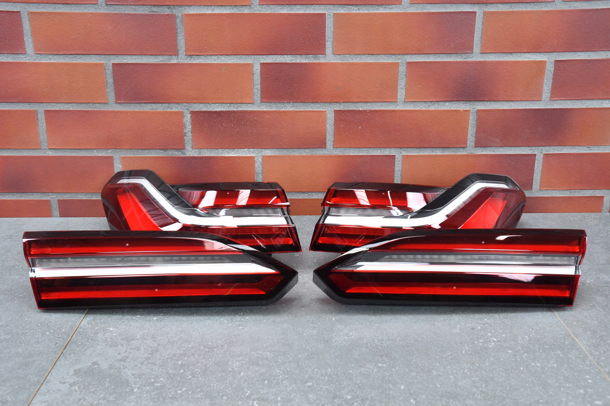 lights rear part rear. left right light BMW 5 G61 4170km