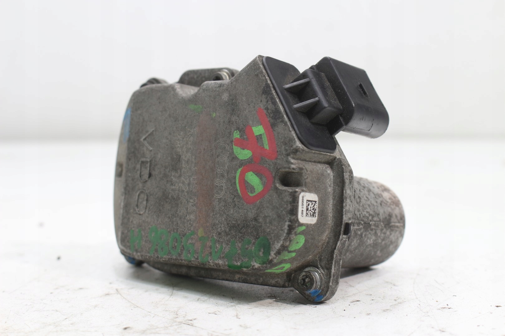 NASTAWNIK KLAP 057129086H AUDI VW 3.0 TDi