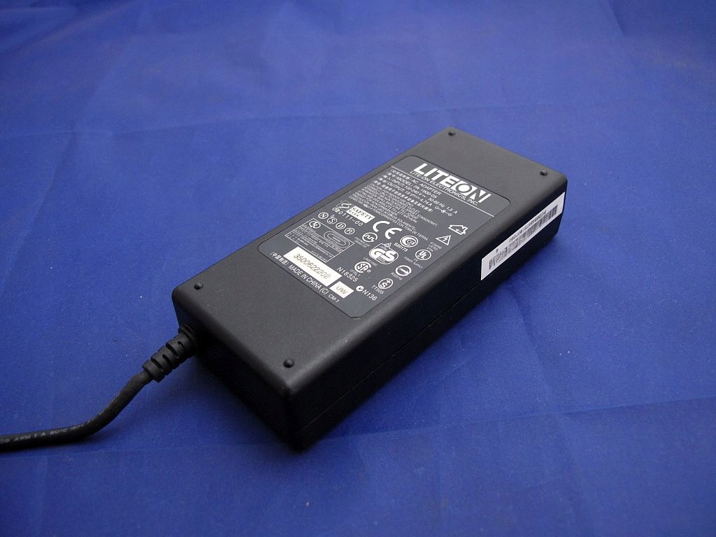 MARKOWY ZASILACZ ŁADOWARKA ASUS TOSHIBA MSI 19V 4.74A 90W +KABEL 5.5x2.5 mm Do laptopów Asus