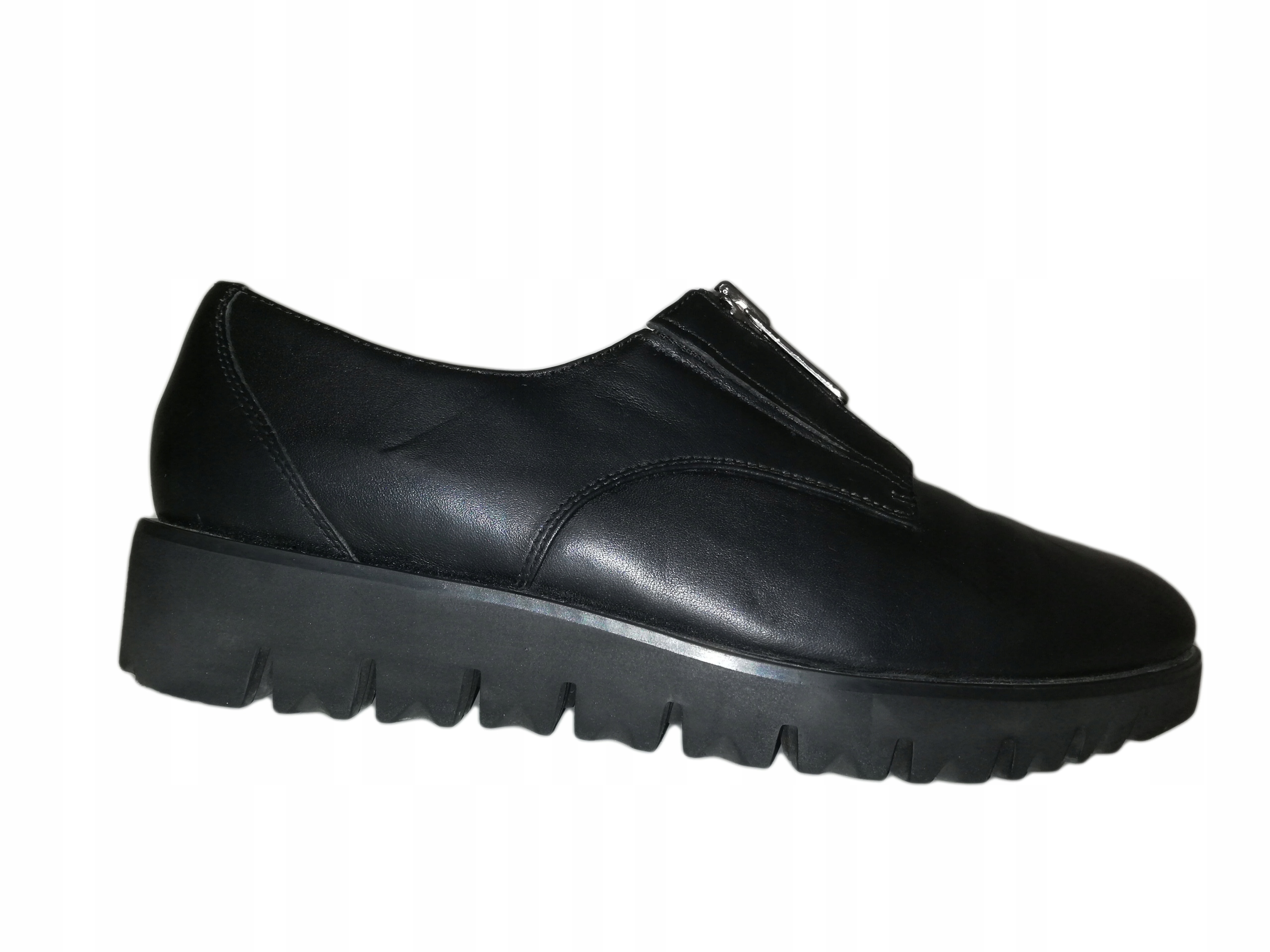 Skórzane buty Pierre Cardin. Stan idealny. R. 38