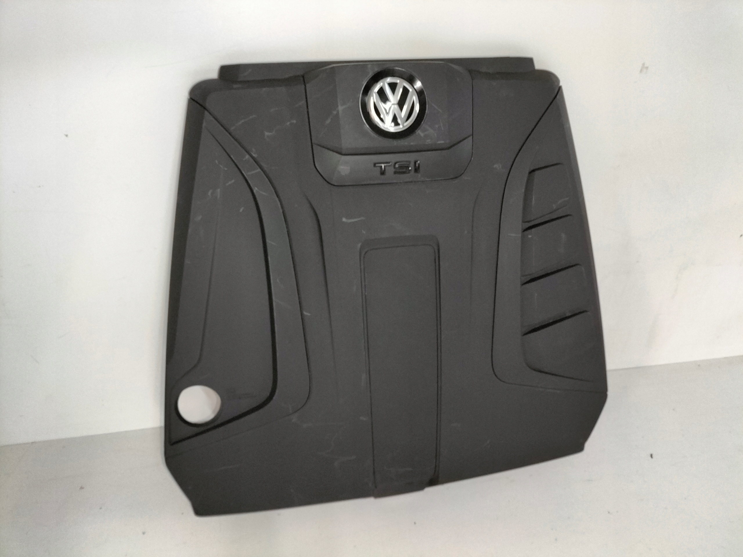 cover cover for engine VW TOUAREG III 18- TSI