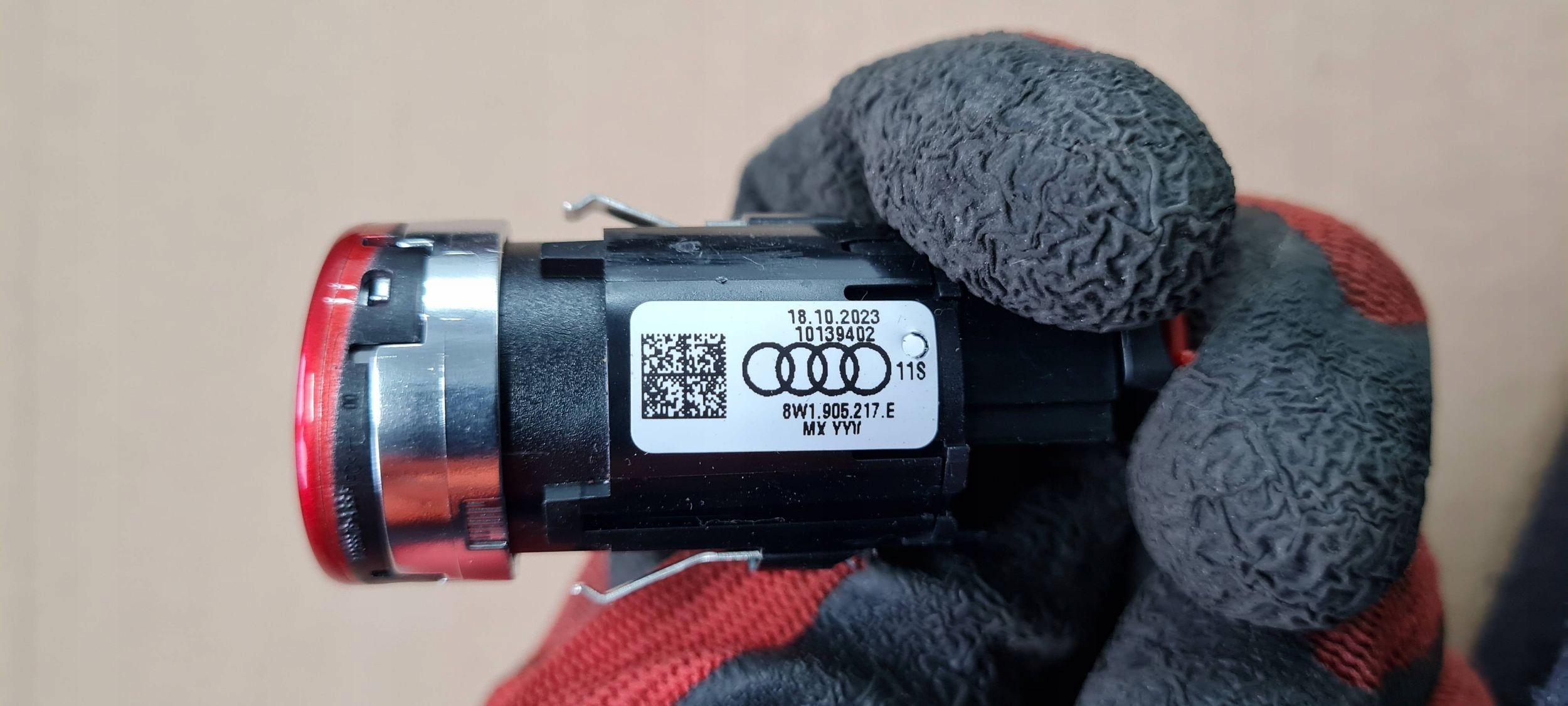 SQ5 80A Q5 LIFT button START STOP red 8W1905217E A4 B9 S4 RS4 RS5 S5