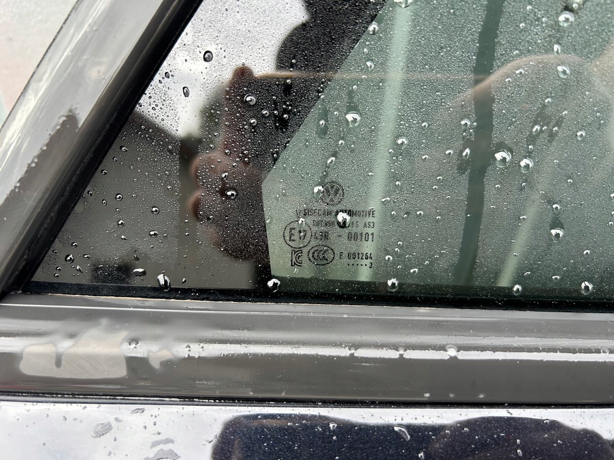 VW T-ROC LIFT 2023 DRZWI PRAWE TYŁ TYLNE KOMPLETNE Numer katalogowy części VW T-ROC LIFT 2023 DRZWI PRAWE TYŁ TYLNE KOMPLETNE