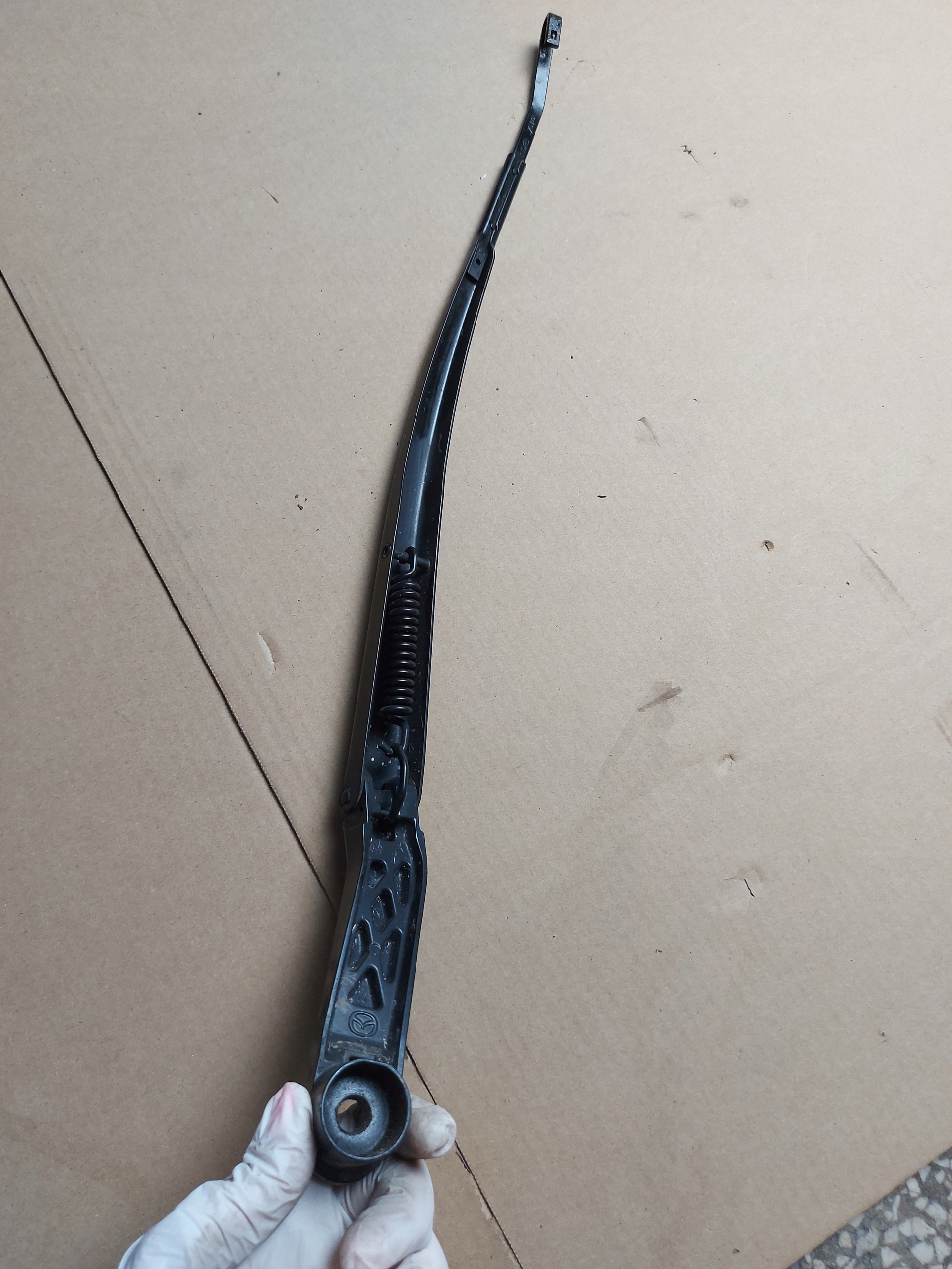 wiper arm front MAZDA 6 GH GS1D OE
