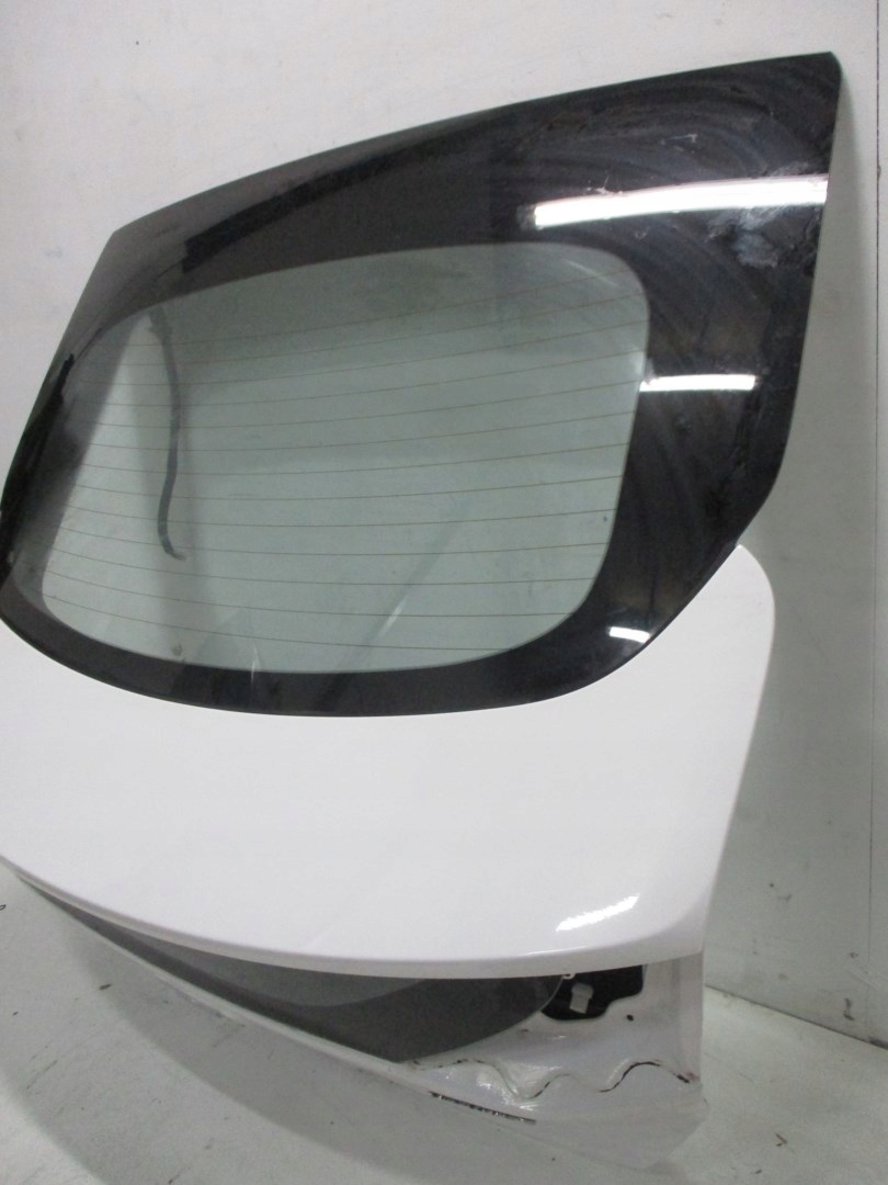 Klapa tylna HYUNDAI IONIQ 16R KAMERA Numer katalogowy części 4967678678