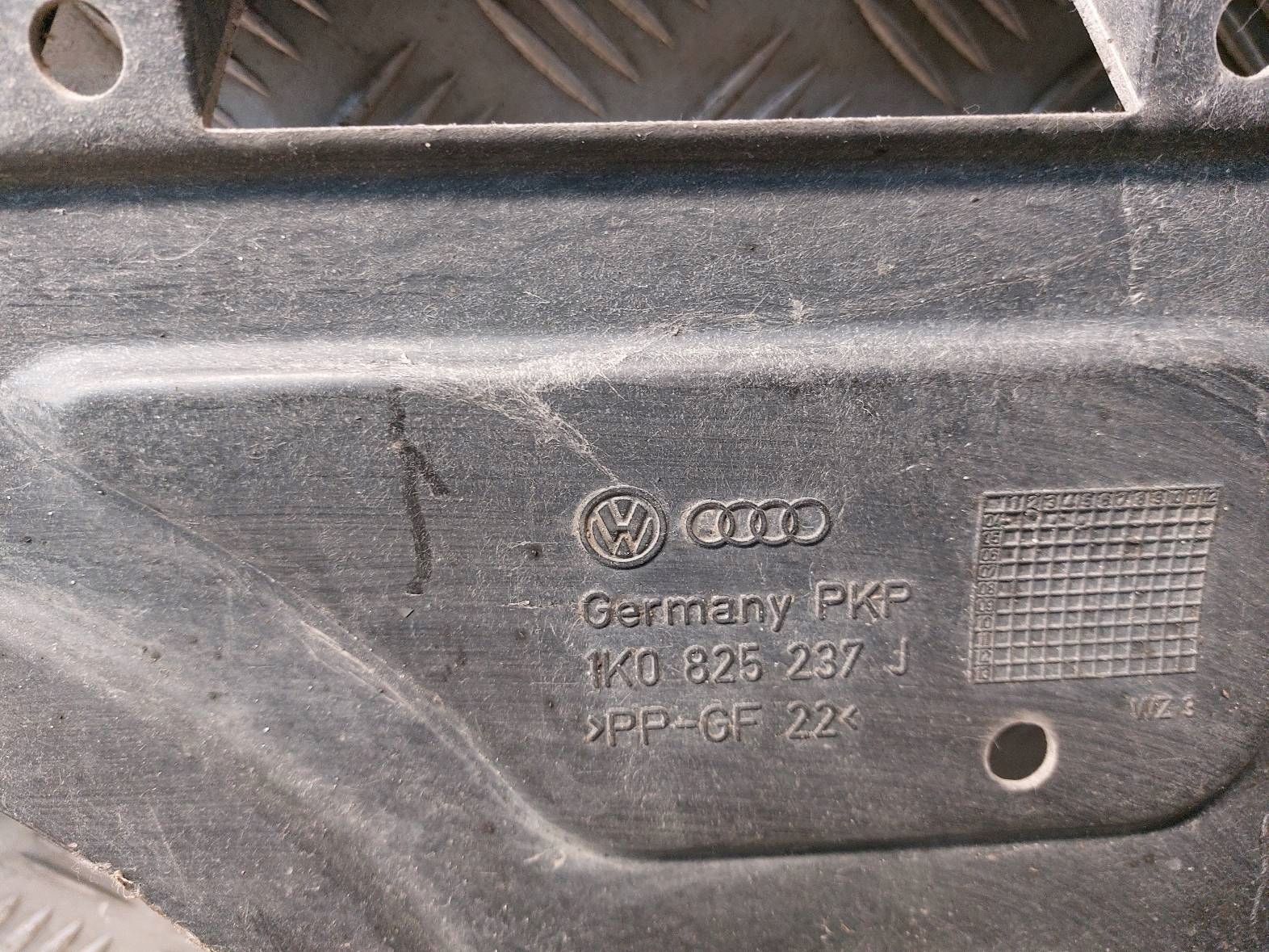 motor cover lower VOLKSWAGEN GOLF V 1K0825237J