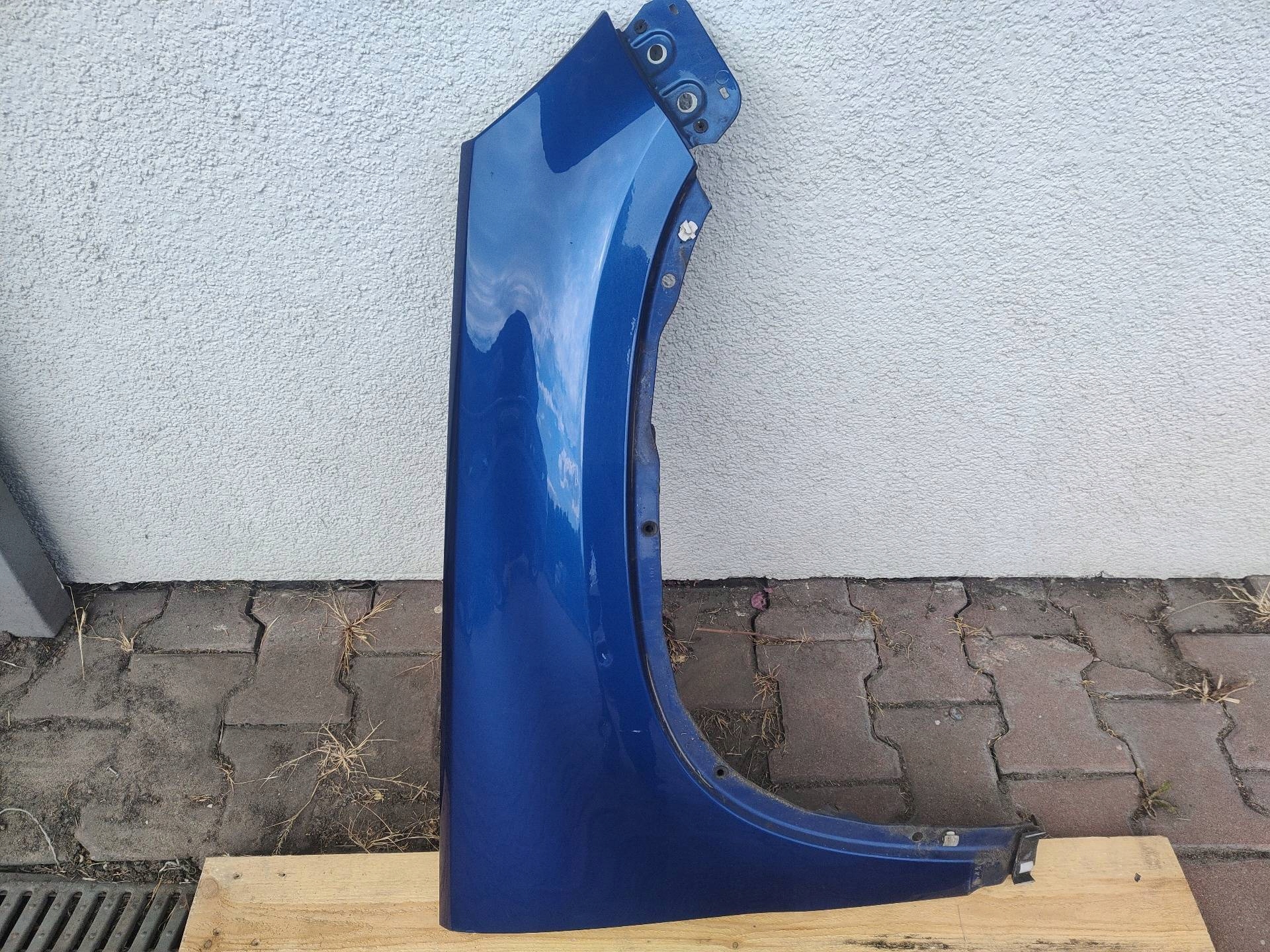 fender front right side Volkswagen Tiguan 2008