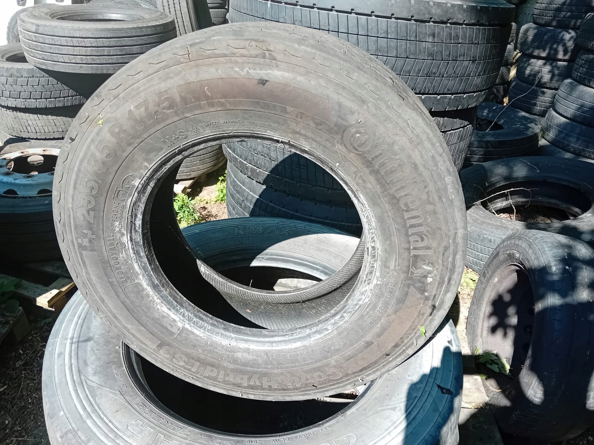 OPONA CONTINENTAL CONTI HYBRID LS3 235 / 75 / 17.5