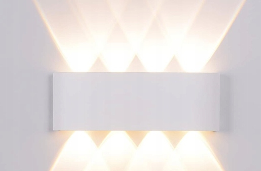 Lampa Smart Aplikace Zahradní nástěnné svítidlo bílé s integrovaným Led zdrojem 8 W