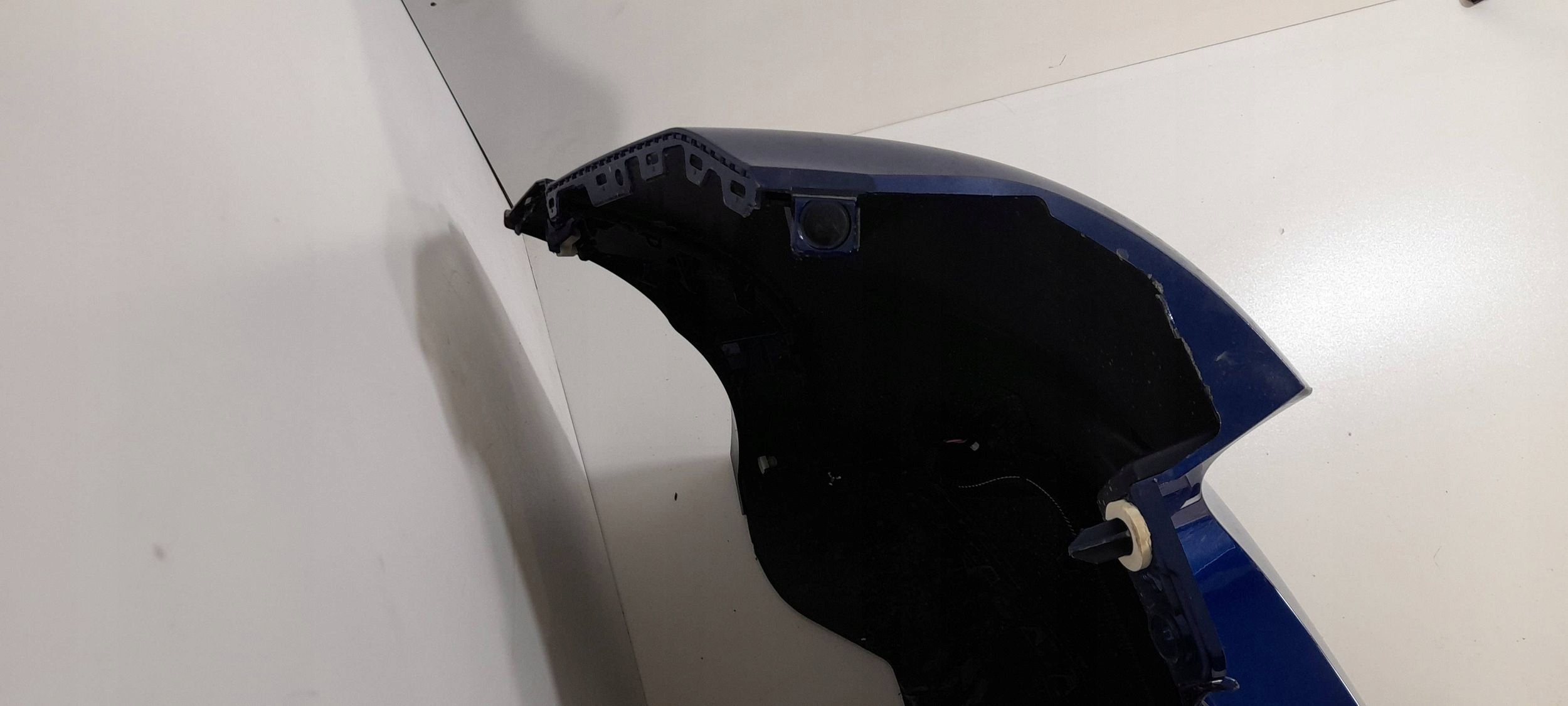 Renault Clio V bumper rear 4XPDC (ZD198)
