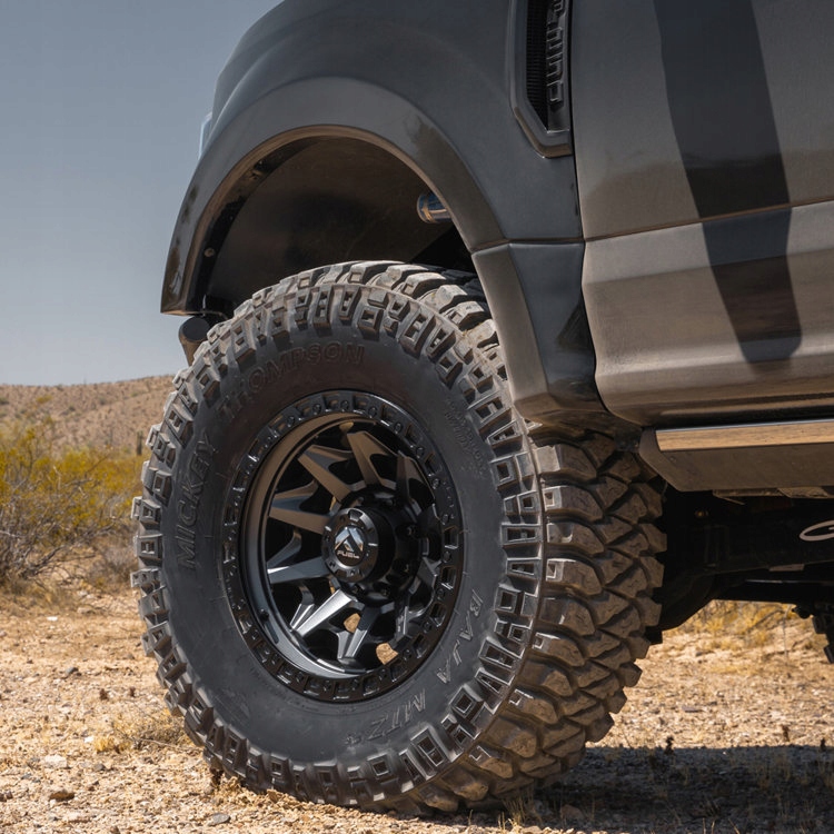 Felga Fuel 17x9 6x139,7 ET1 Toyota Pajero 99- Kod producenta FD69417908450