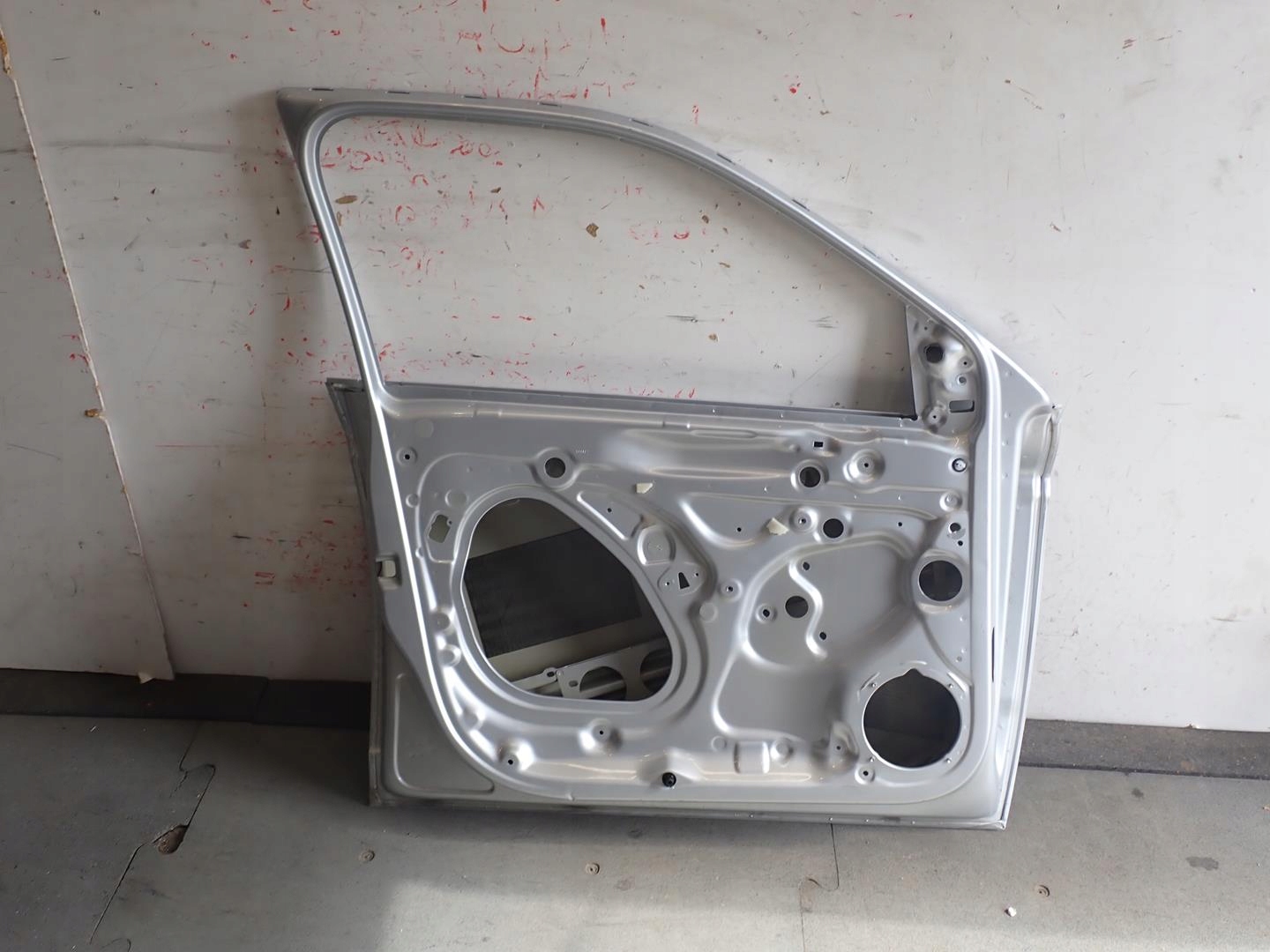 door front front left SKODA FABIA III 2014- 6V