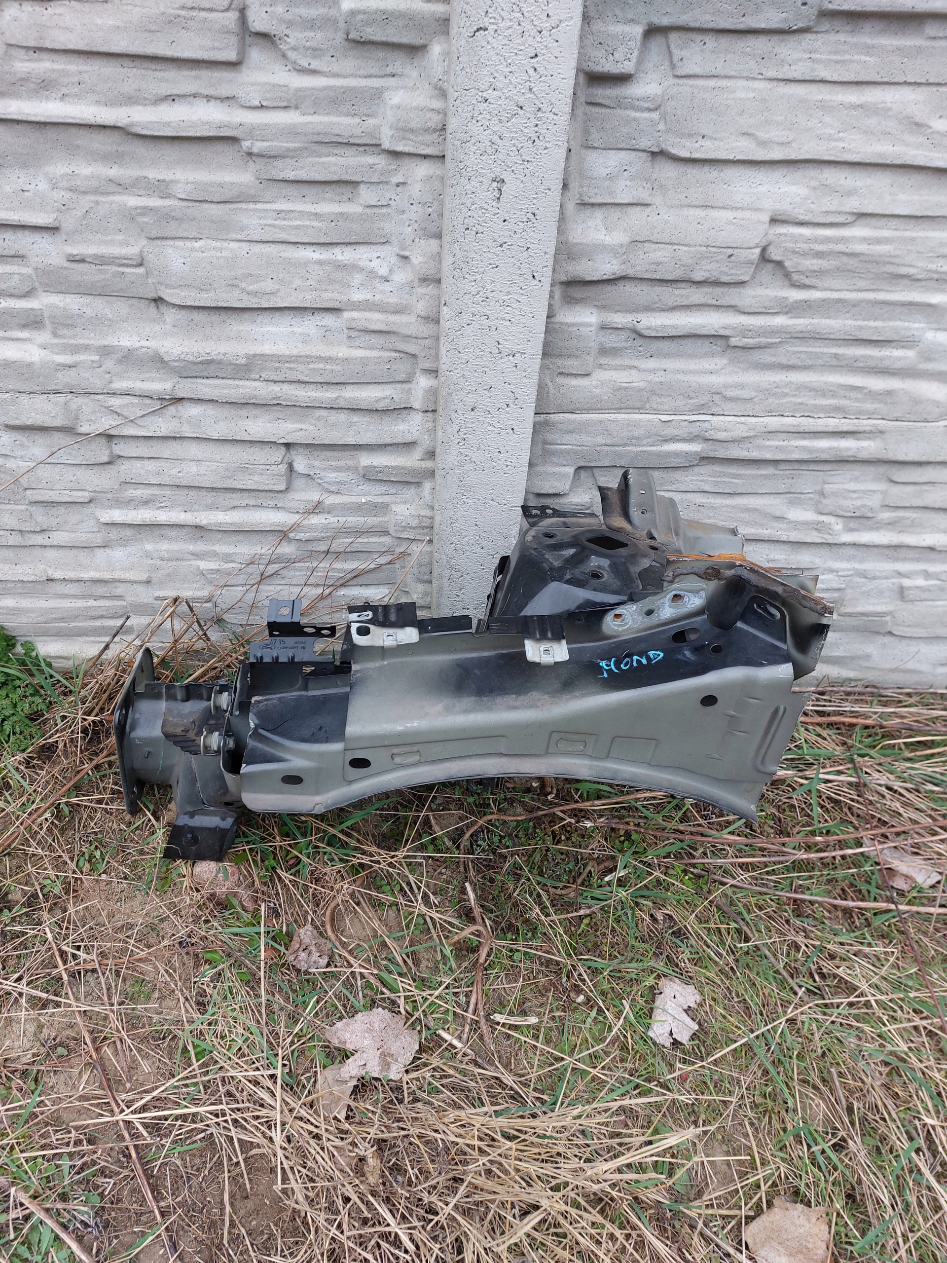 MONDEO MK5 PODLUZNICA LEWY PRZOD