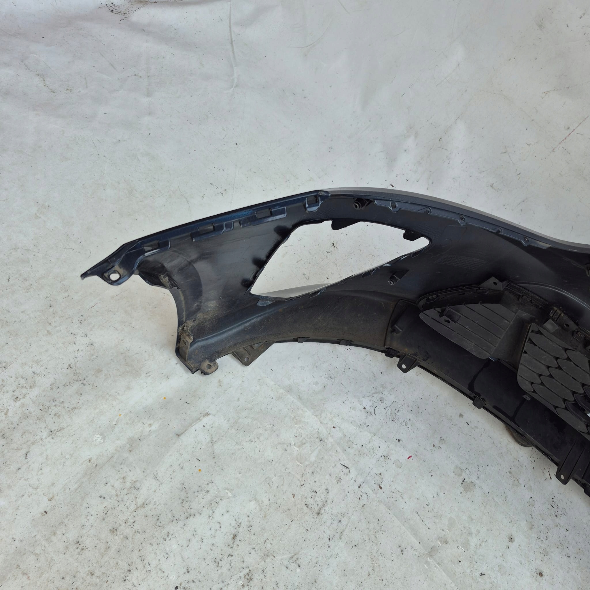 KIA CEED III 3 18-21 bumper front front grill without DZIUR 86511-J7000