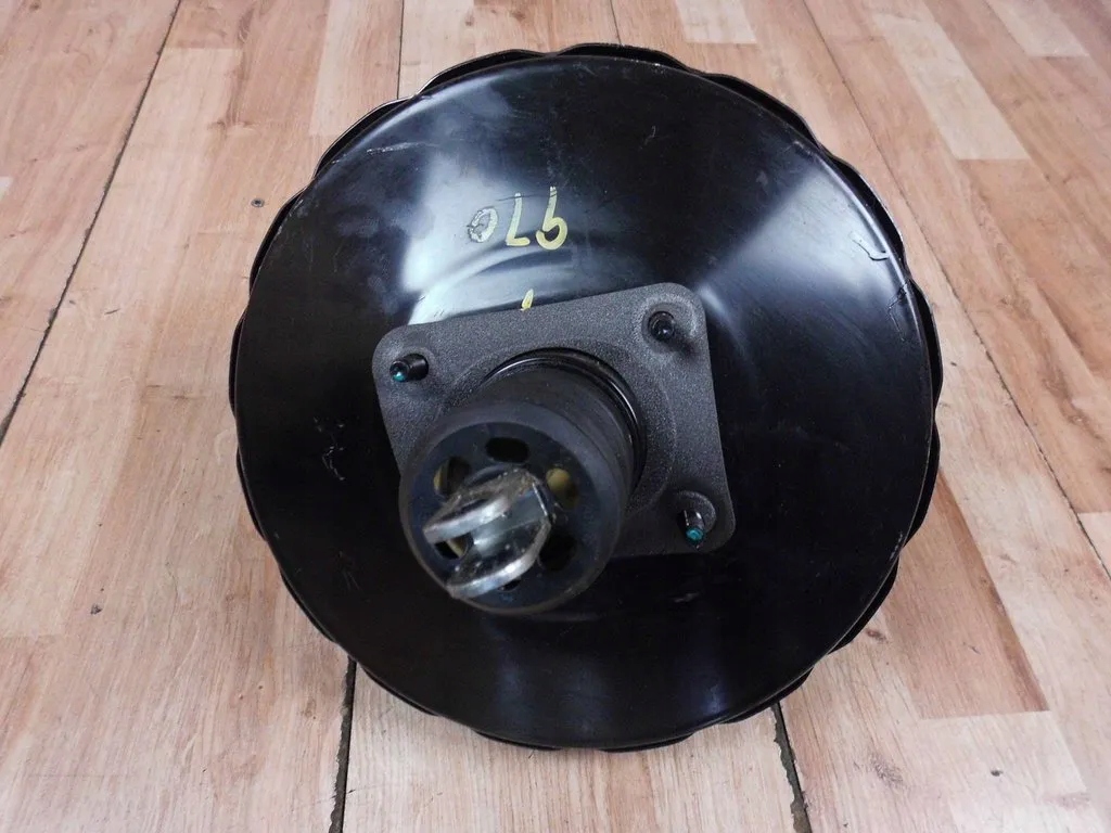 Mitsubishi Outlander III 2.0 MIVEC Servo bremsen