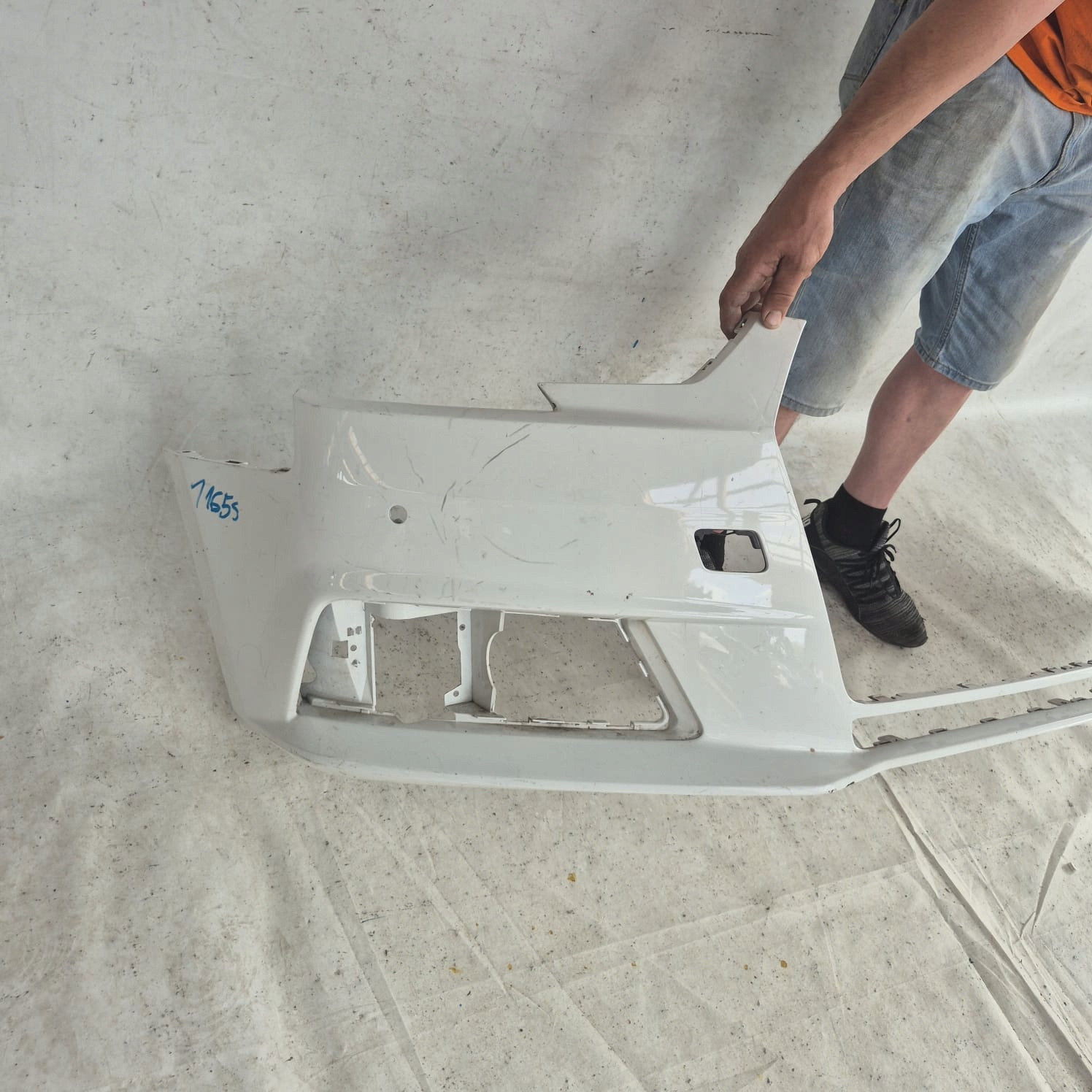 AUDI A4 B9 8W 15-19 bumper front front PDC