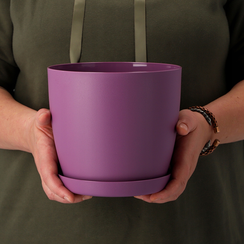 DONICZKA OSŁONKA DONICA 25cm NA KWIATY Z PODSTAWKĄ FIOLETOWA DO SALONU EAN (GTIN) 5903699411346