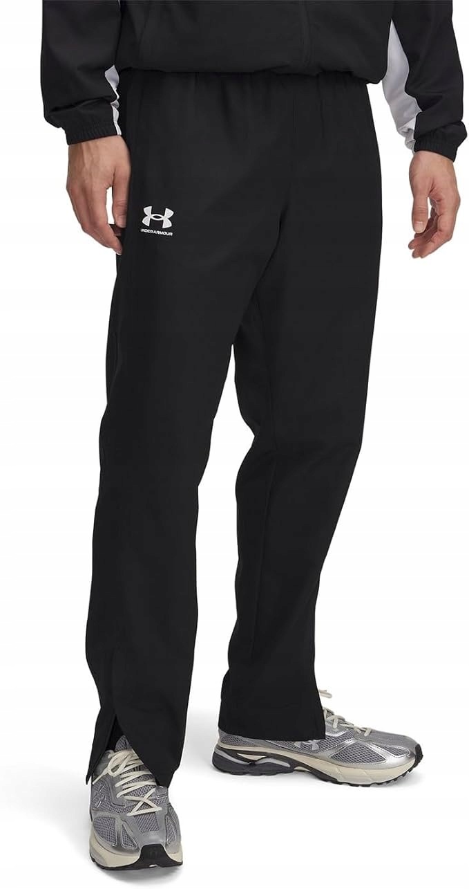Pánské Kalhoty Under Armour Rival Woven Windbreaker M, Černé, Sportovní