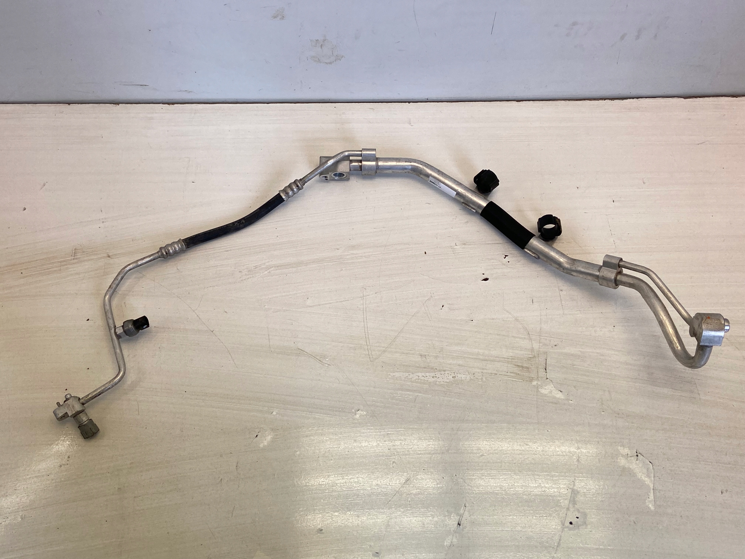 X5 G05 шланг кондиціонера шланг 9496579