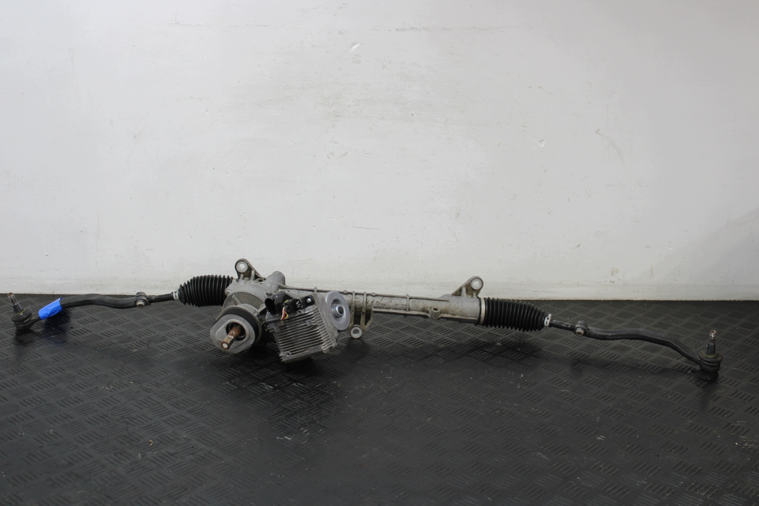 drag rod servo steering control 9810033 MINI PACEMAN S R61 S