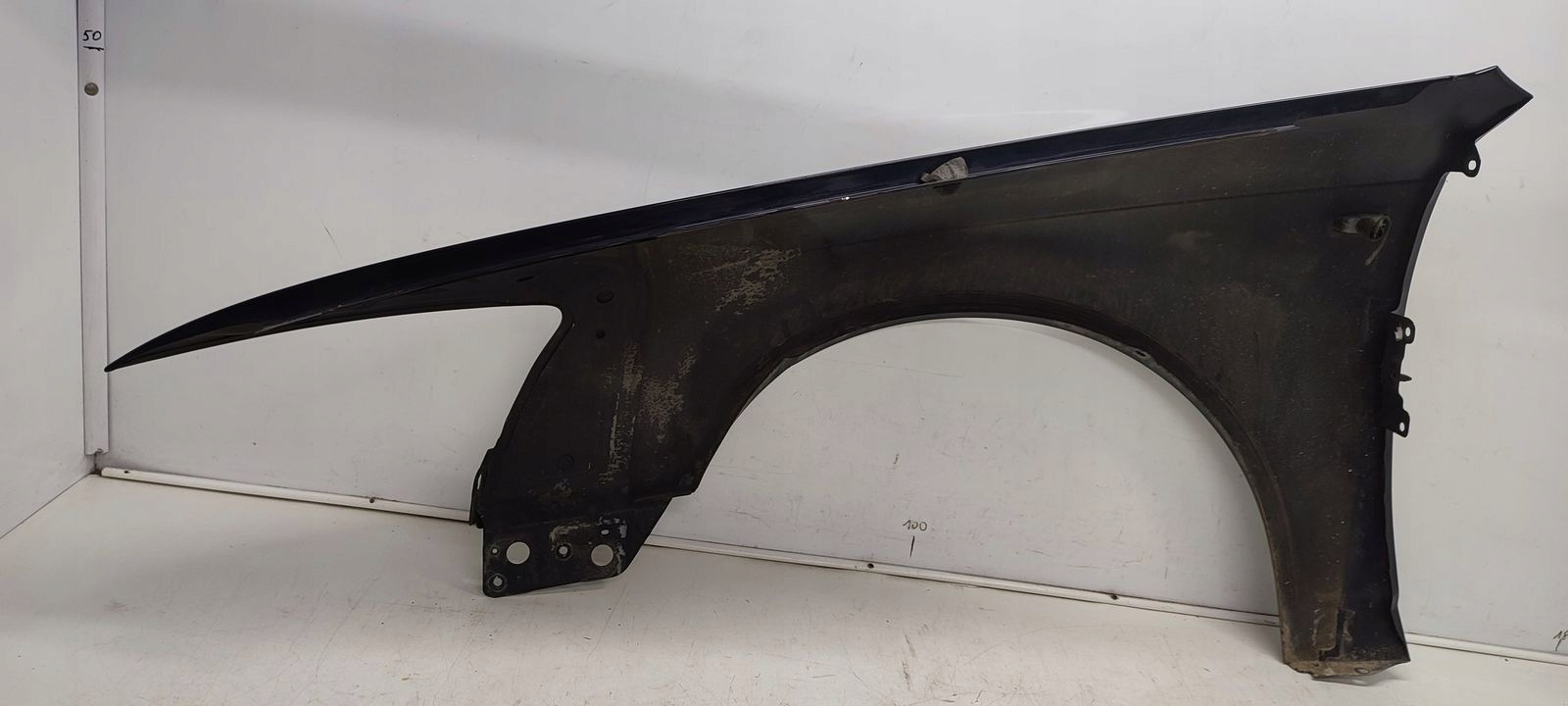 blatobran desni prednji dio prednji Audi A6 C6 LZ5D