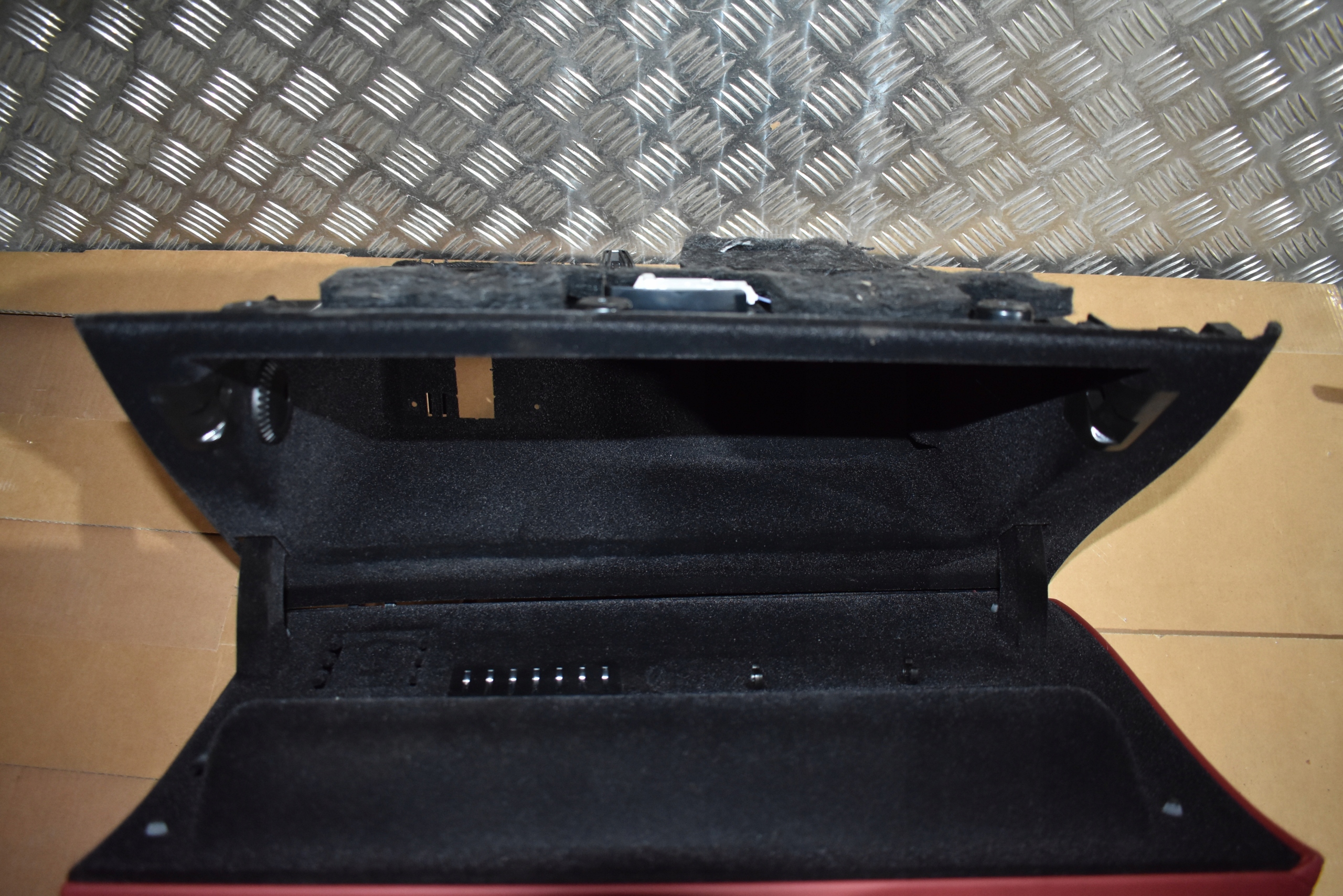 Handschuhfach des Beifahrers MERCEDES W223 1
