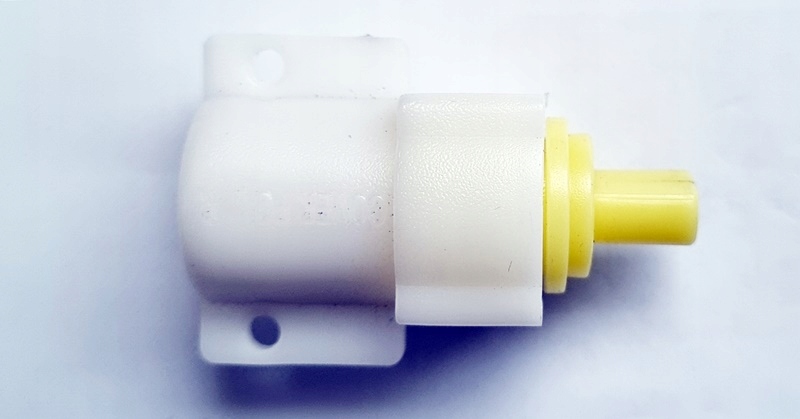 Tlumič pohonu klapky mycího sedadla s bidetem Xaram Xime