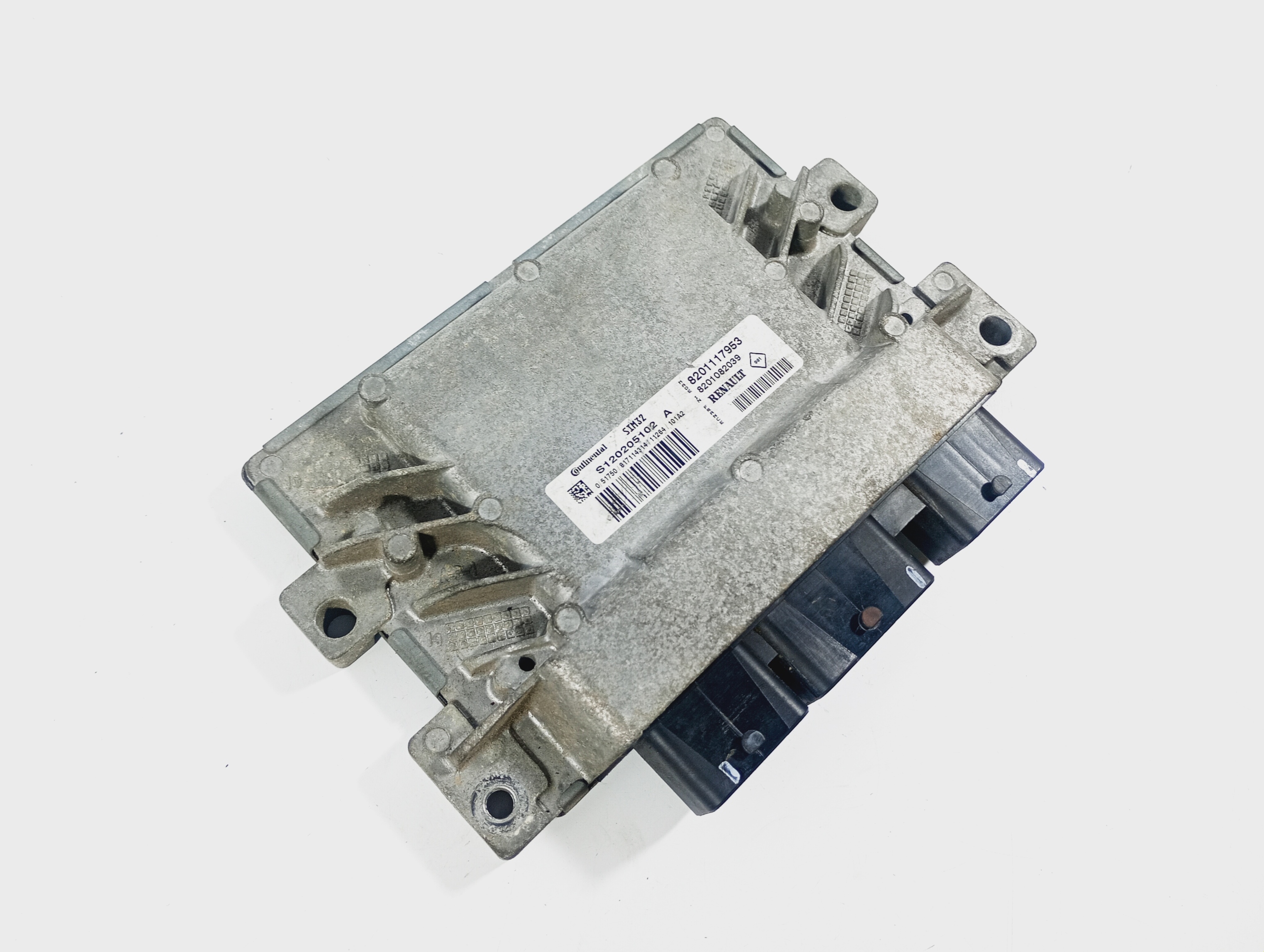 computer control unit of the engine OE 8201117953 RENAULT Clio II lift 01-05