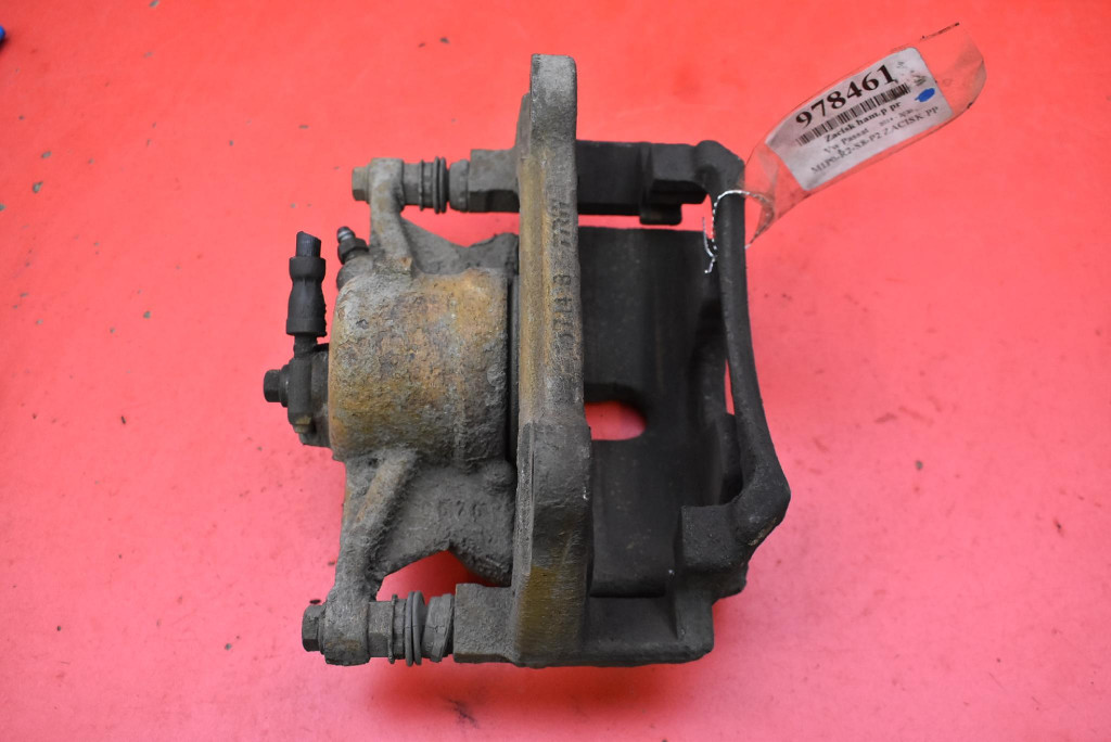 caliper brake right front VW PASSAT B8 2.0 TDI 150 KM 14-20