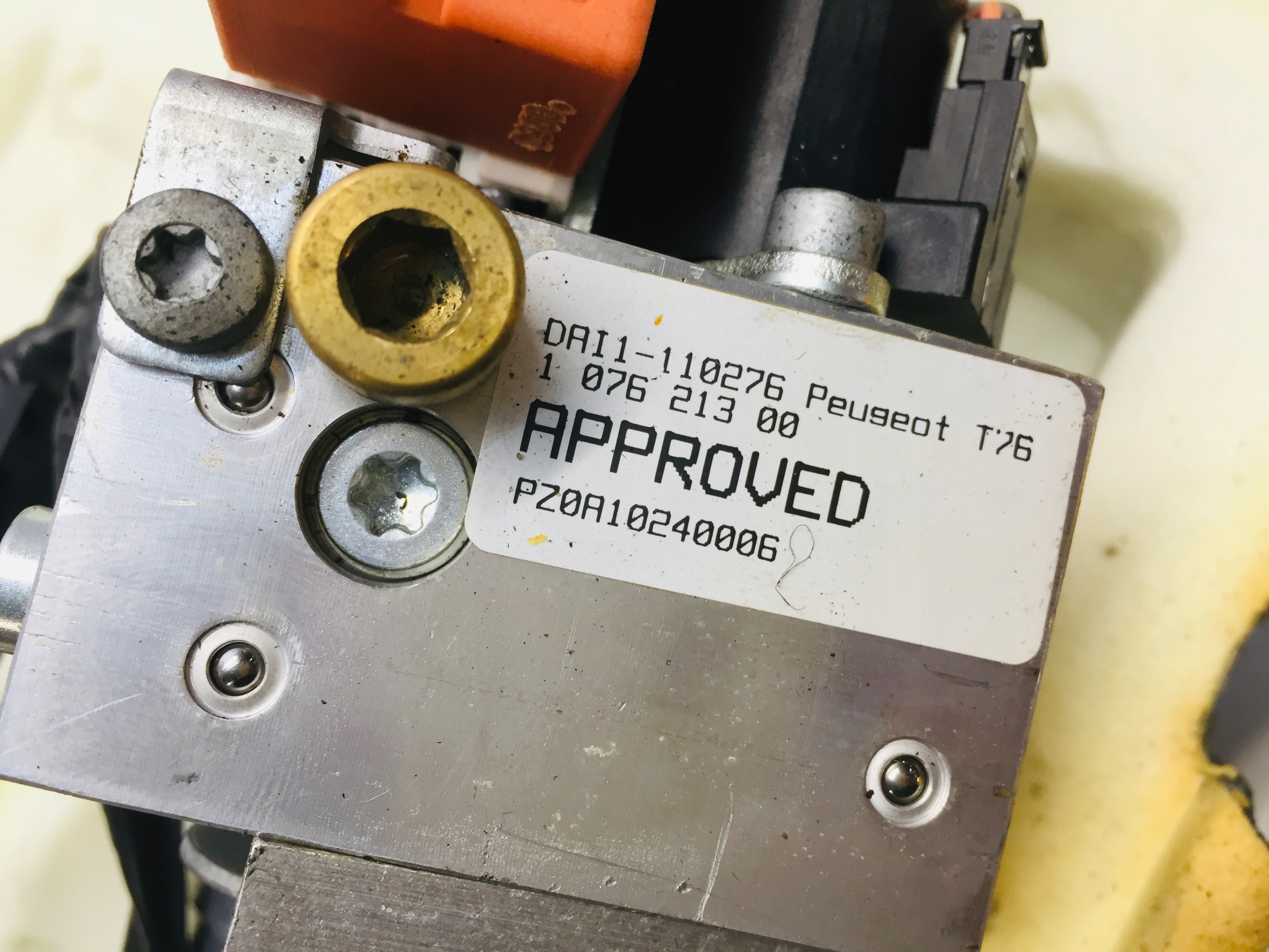 POMPA DACHU PEUGEOT 308 CC 107621300 Typ samochodu Samochody osobowe