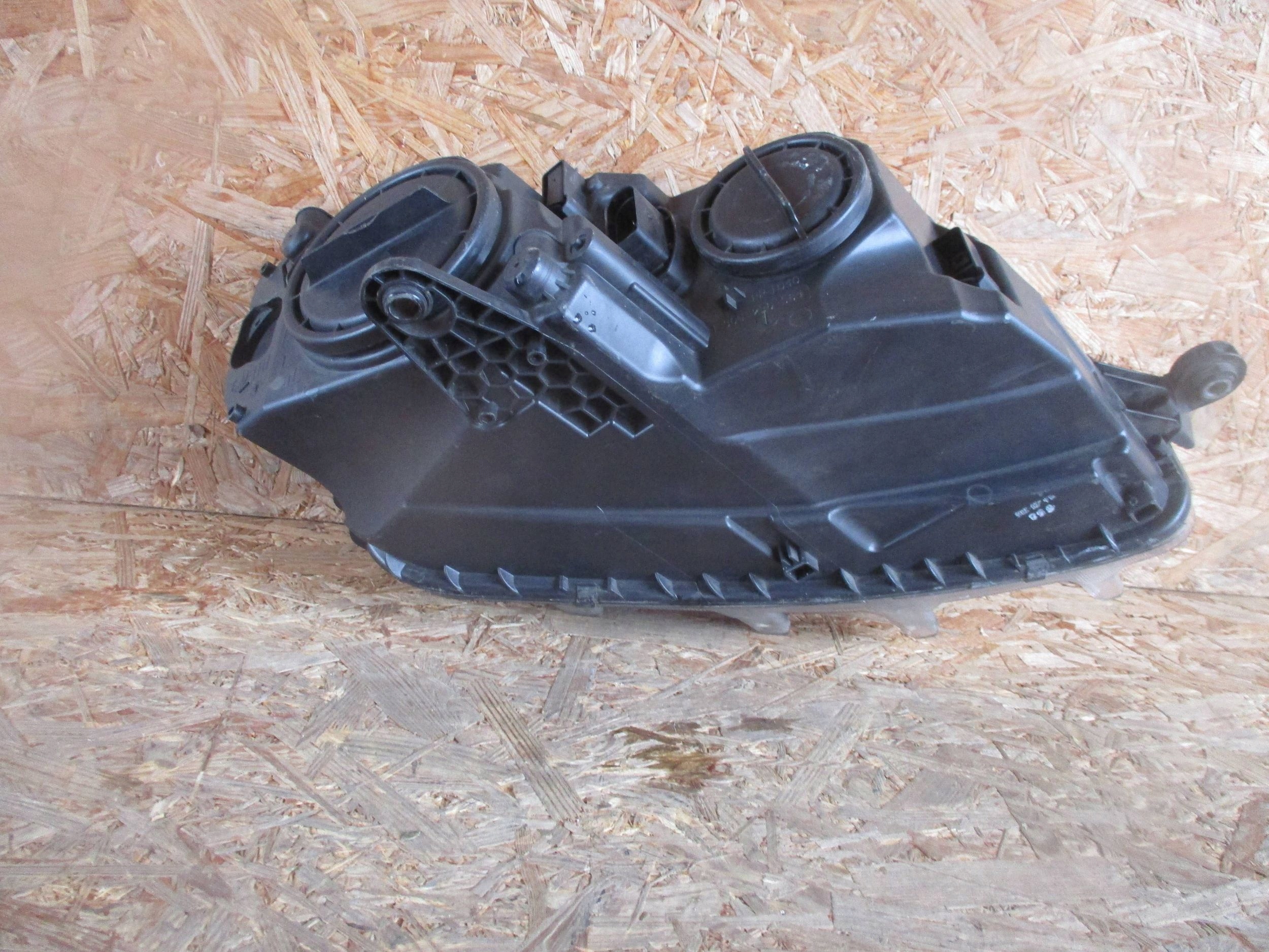 light front front left SKODA OCTAVIA III 5E1