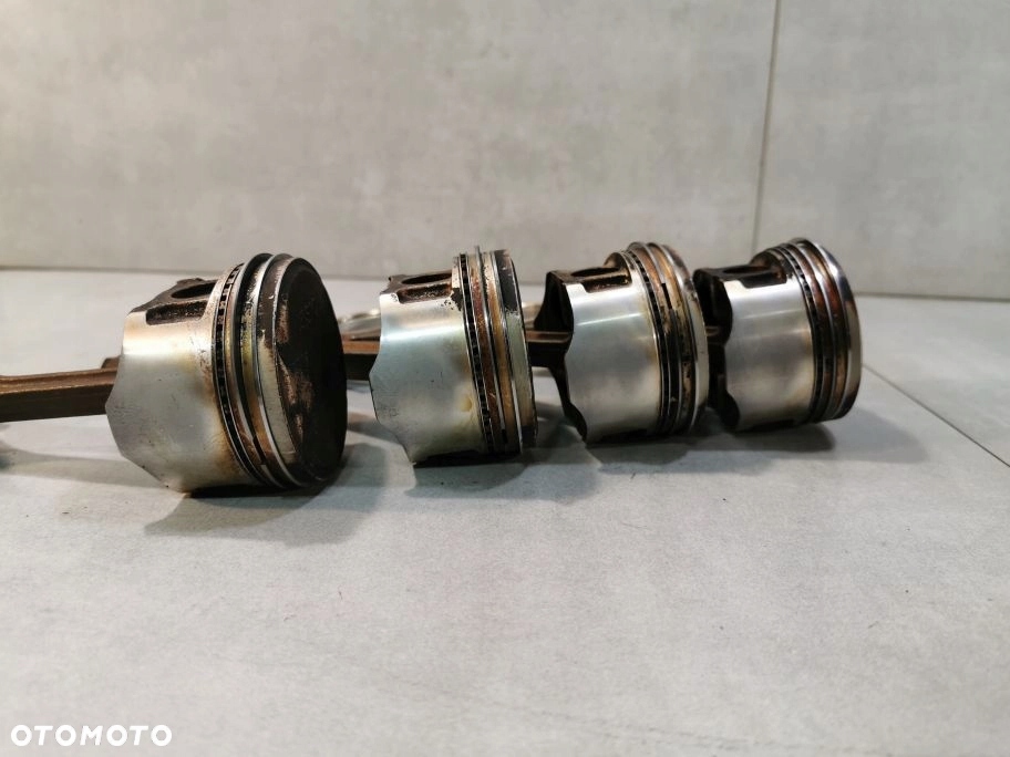 piston connecting rod MITSUBISHI SPACE STAR 1.3 16V 4G13 13S10