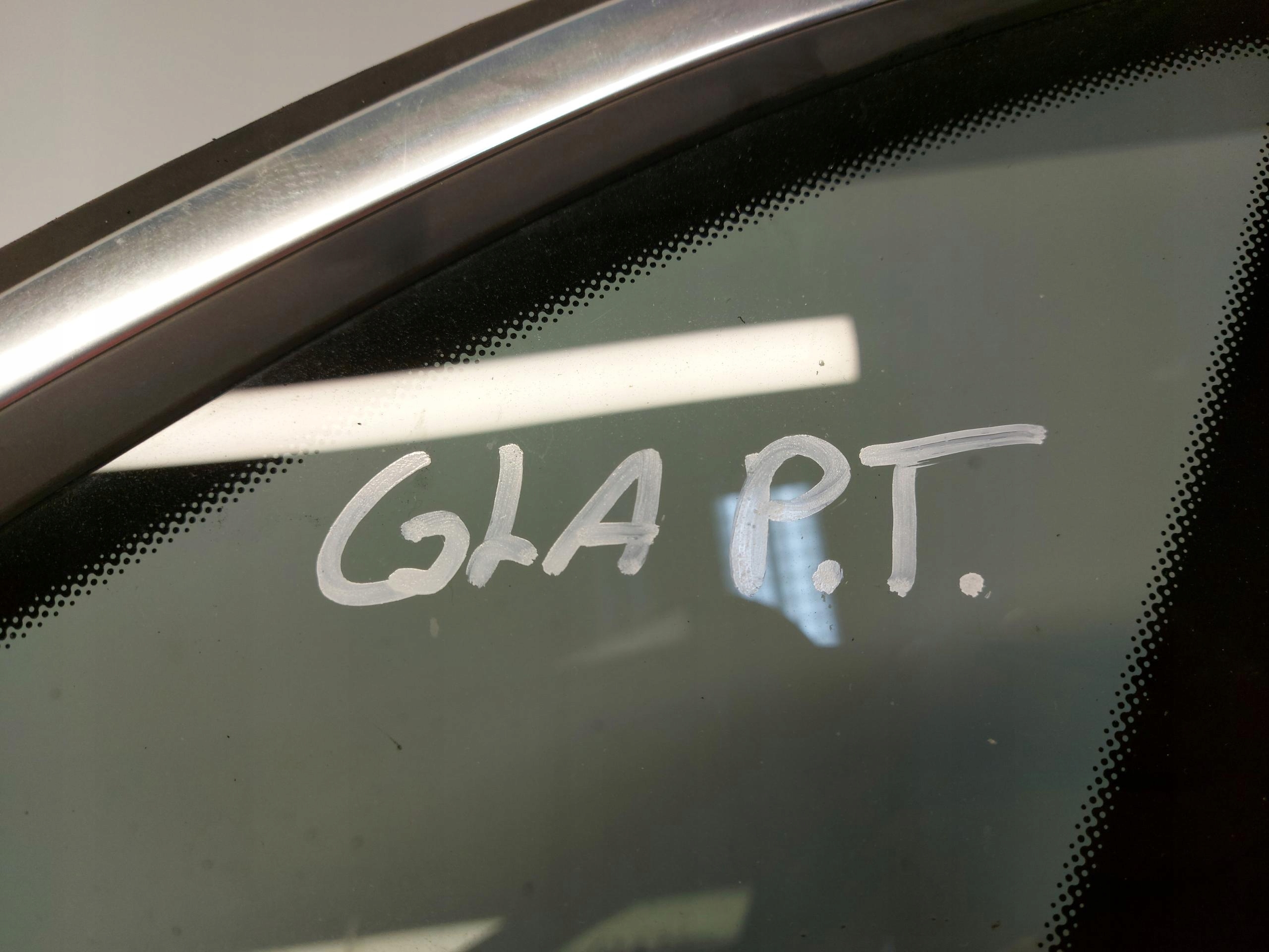 Mercedes GLA II H247 window bodywork right rear part
