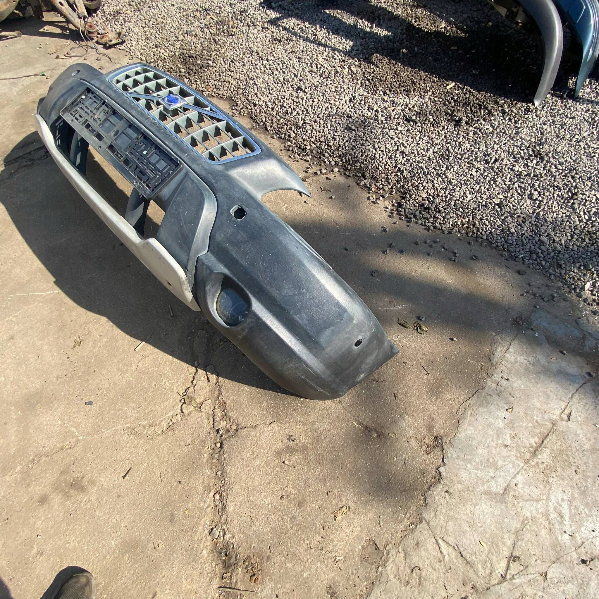 ZDERZAK PRZÓD PRZEDNI PRZED LIFT XC70 II Producent części Volvo OE