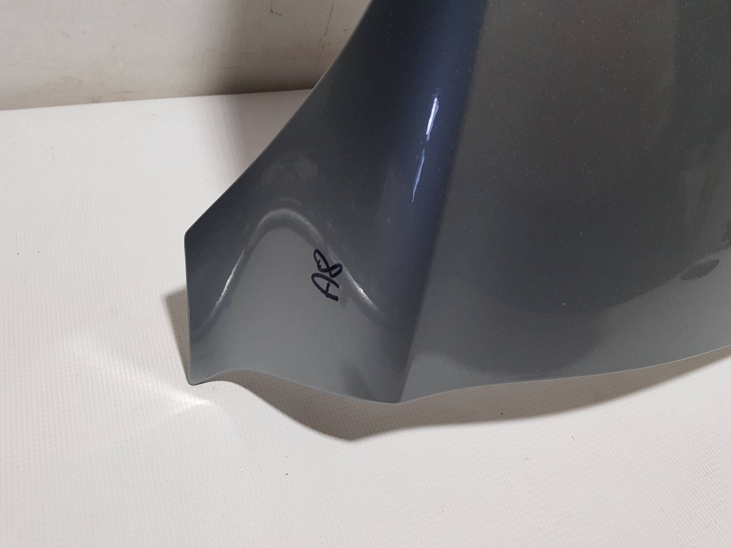 fender front front right Audi A8 D4 4H LY7G