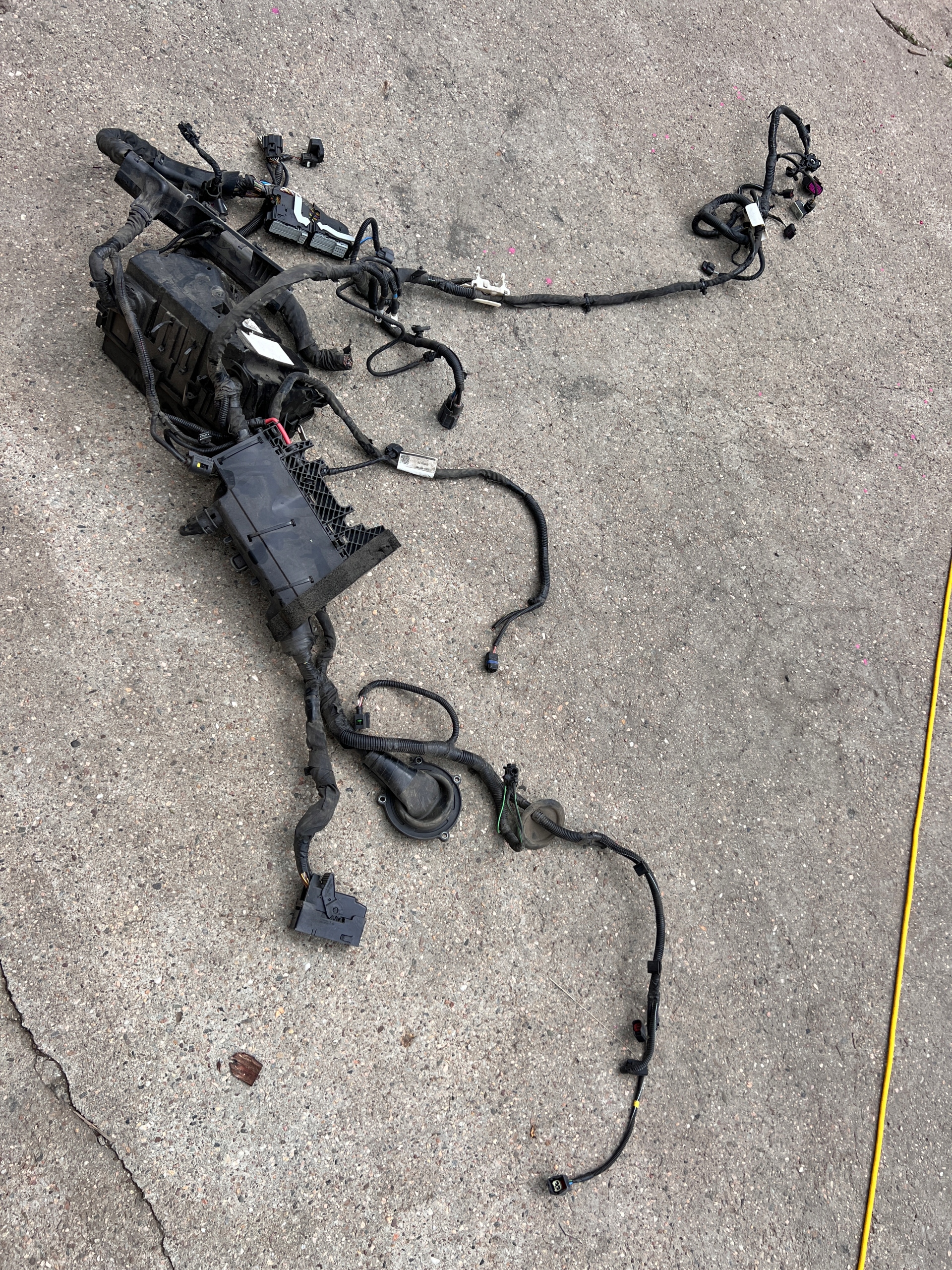 VOLVO XC60 II XC90 II SKRZYNKA PUSZKA BEZPIECZNIKÓW