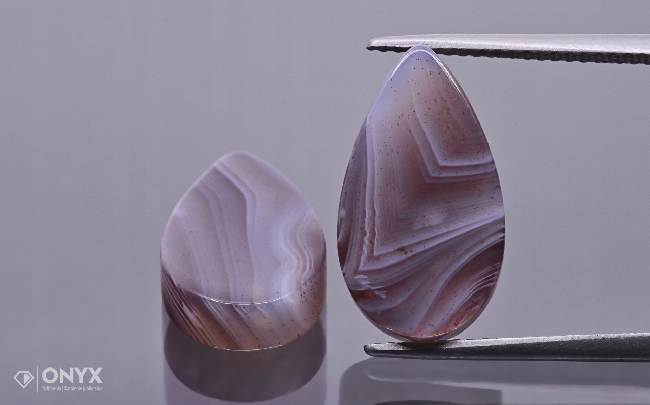 Achát Botswana mělký Pár slza 17,5x10 mm