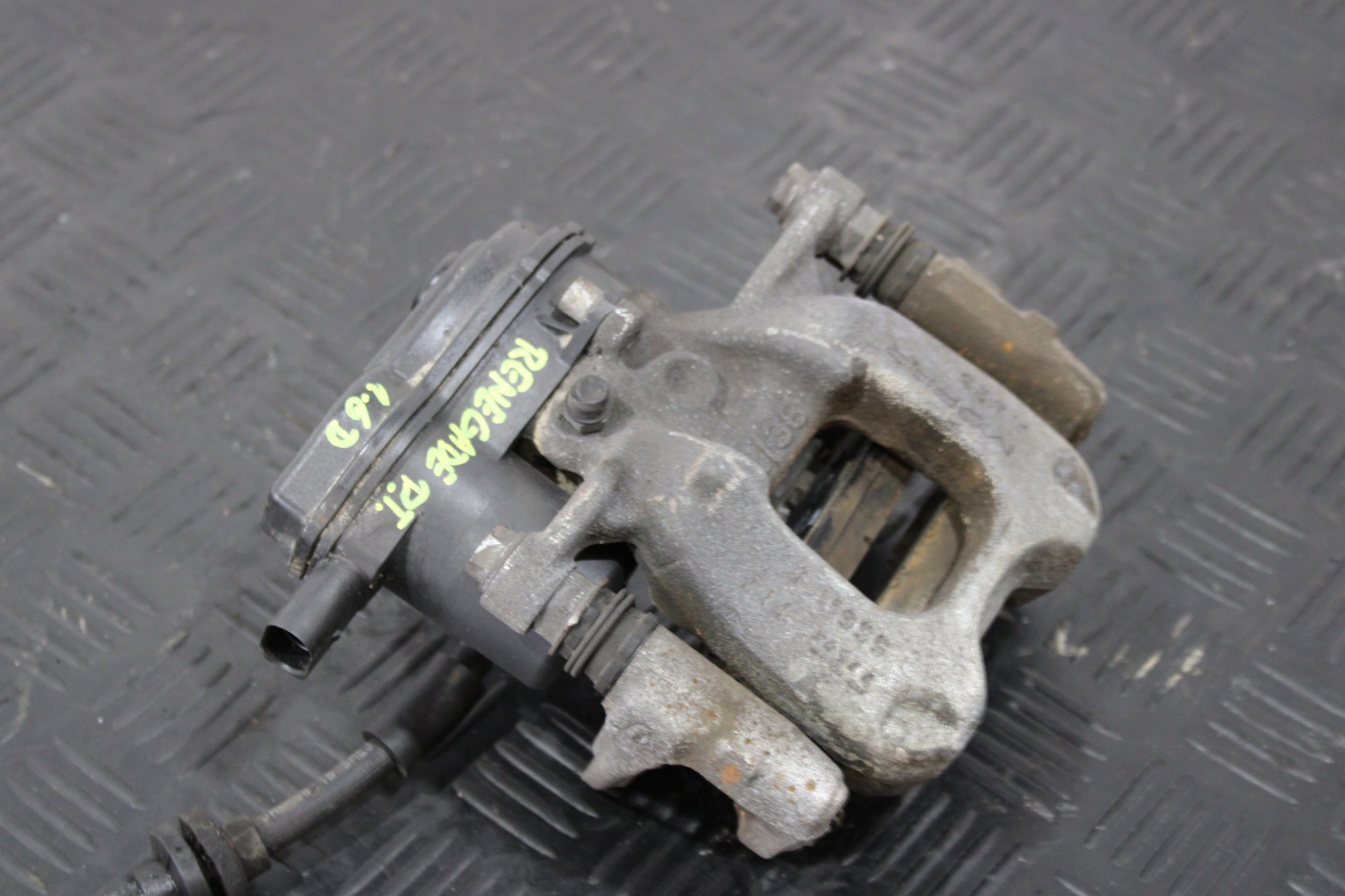 caliper brake right rear part rear JEEP RENEGADE 1,6 MJ