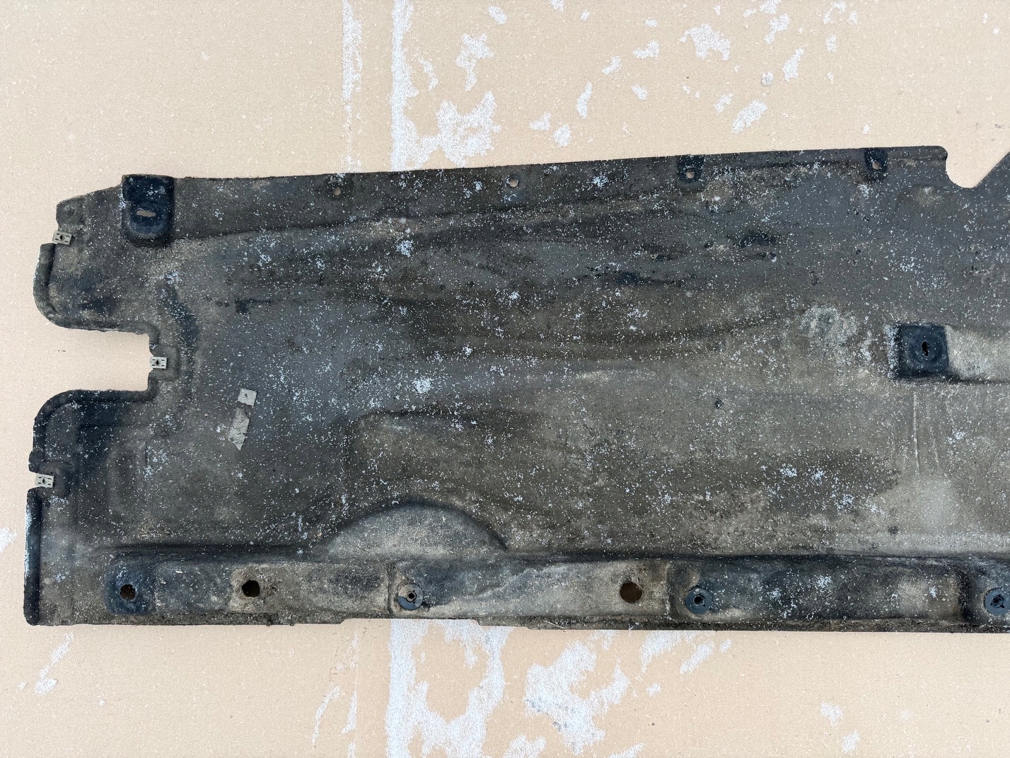 AUDI A6 C8 cover cover chassis left 4K0825207H